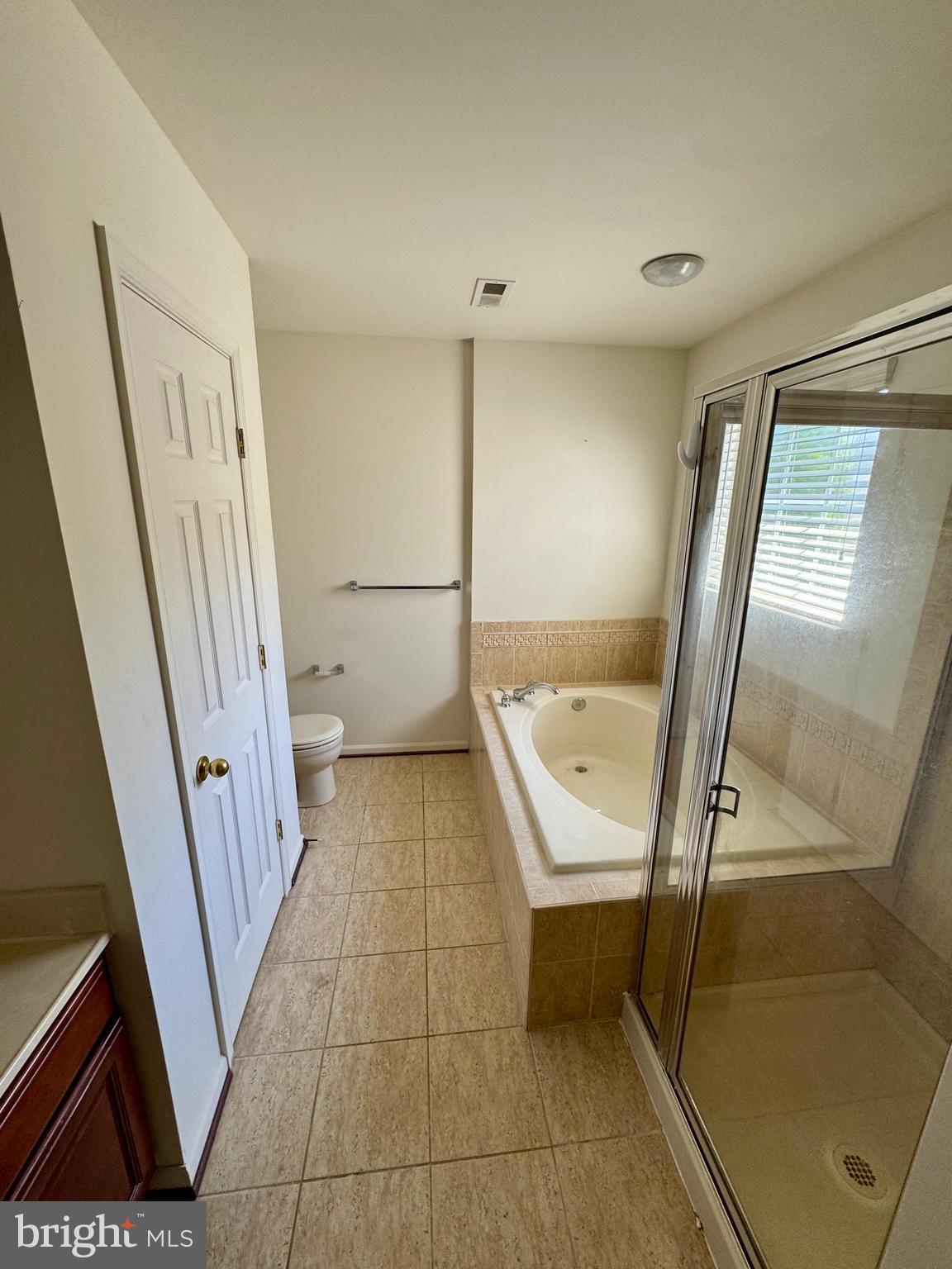 RIVERSIDE SOUTH - Residential Lease