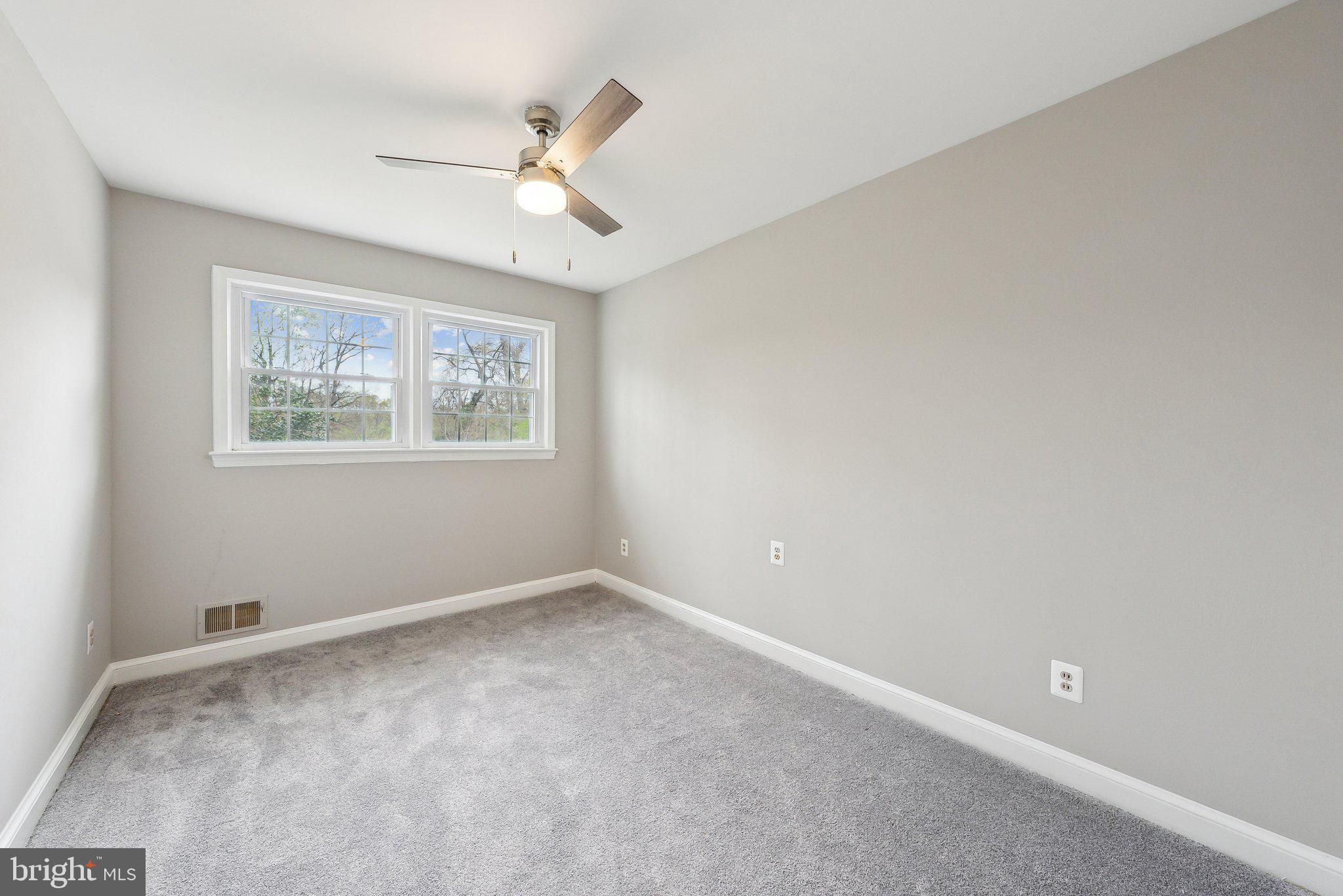 MONTROSE WOODS - Residential