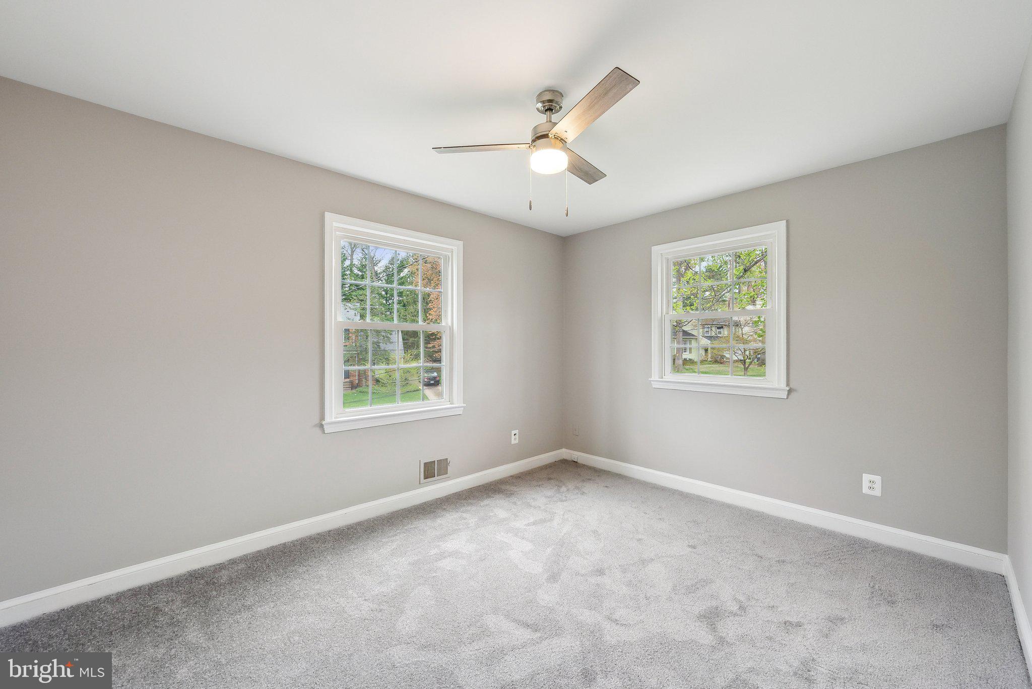 MONTROSE WOODS - Residential