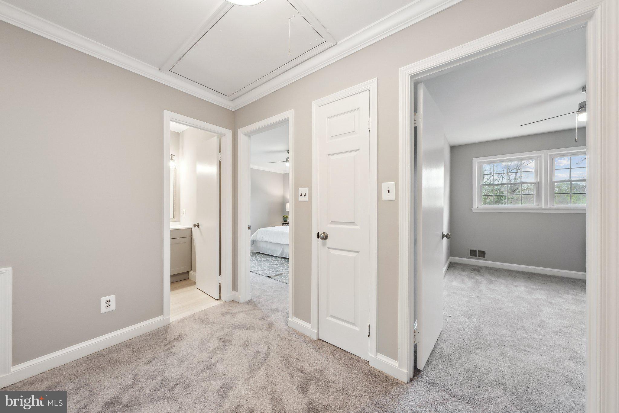 MONTROSE WOODS - Residential