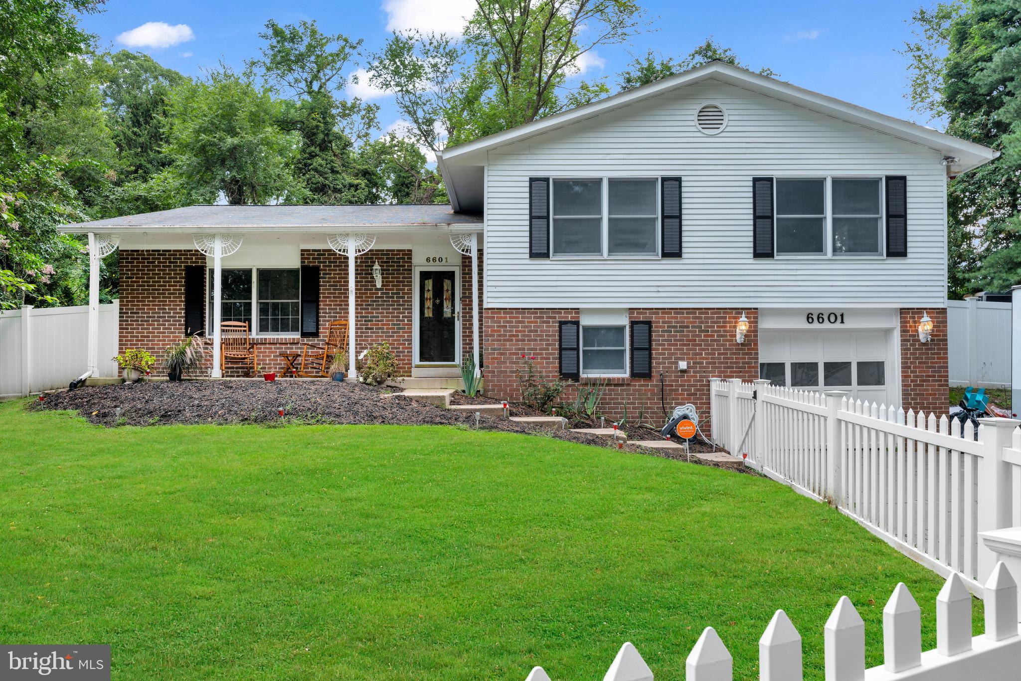 PROSPECT KNOLLS - Residential