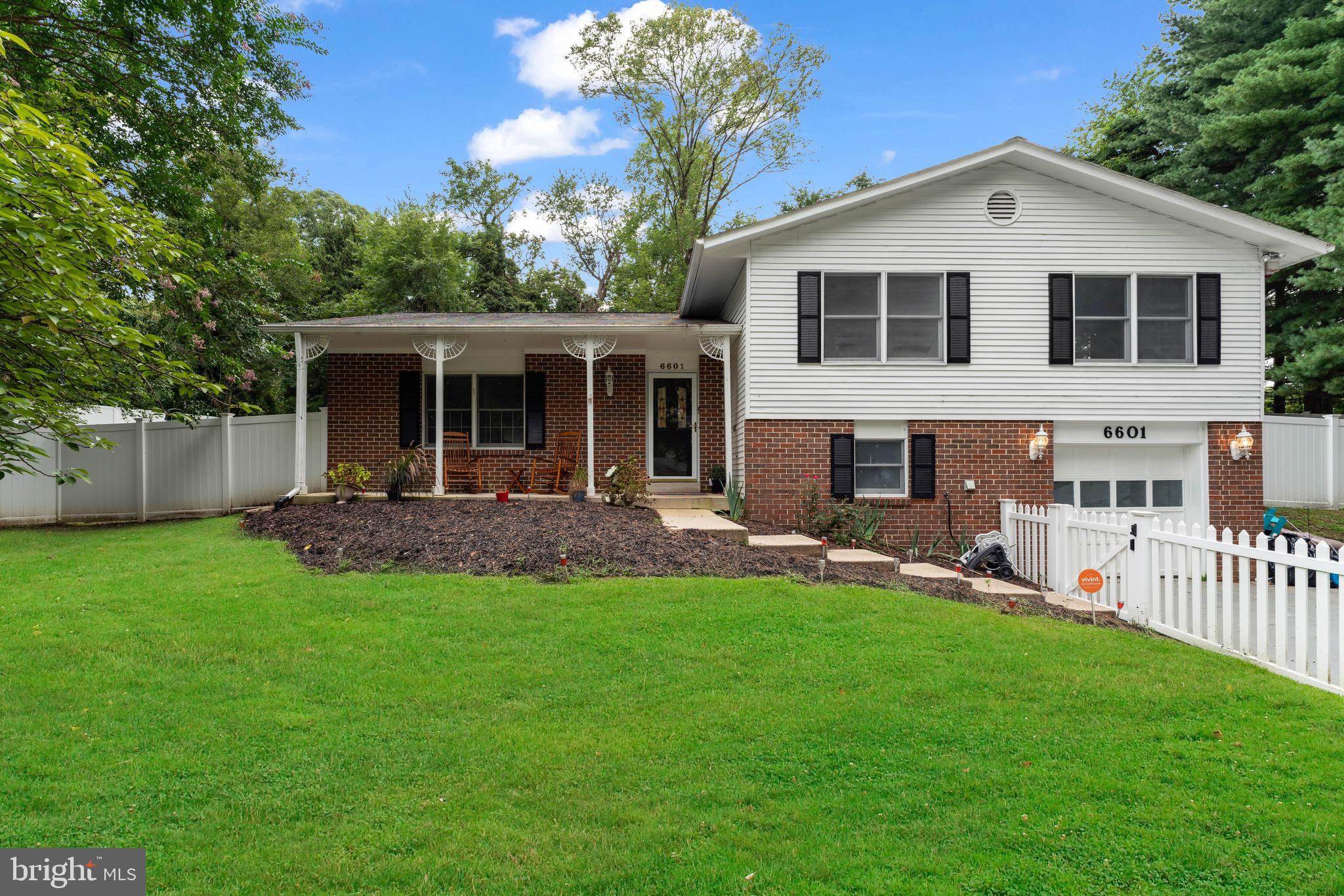 PROSPECT KNOLLS - Residential