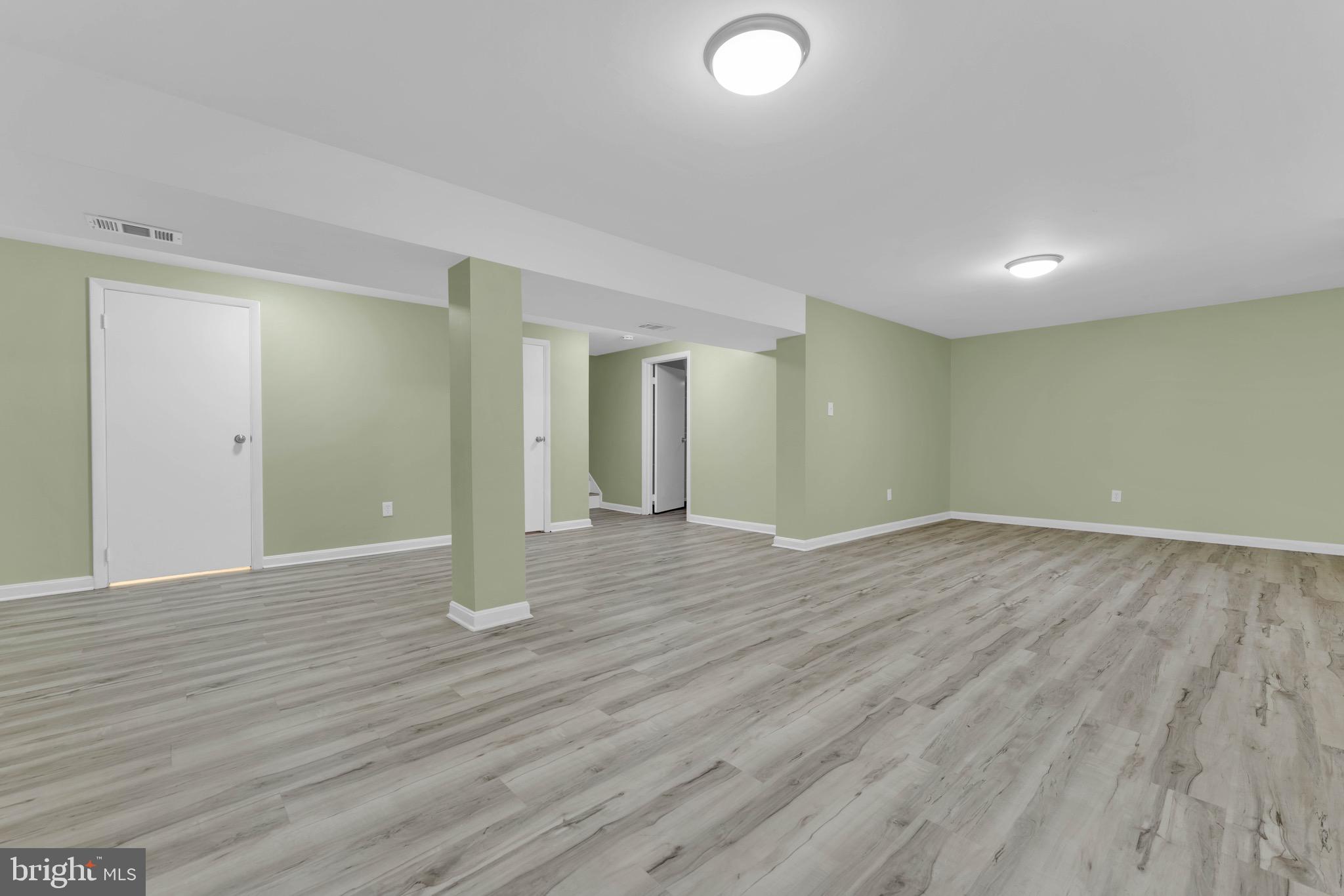 PROSPECT KNOLLS - Residential