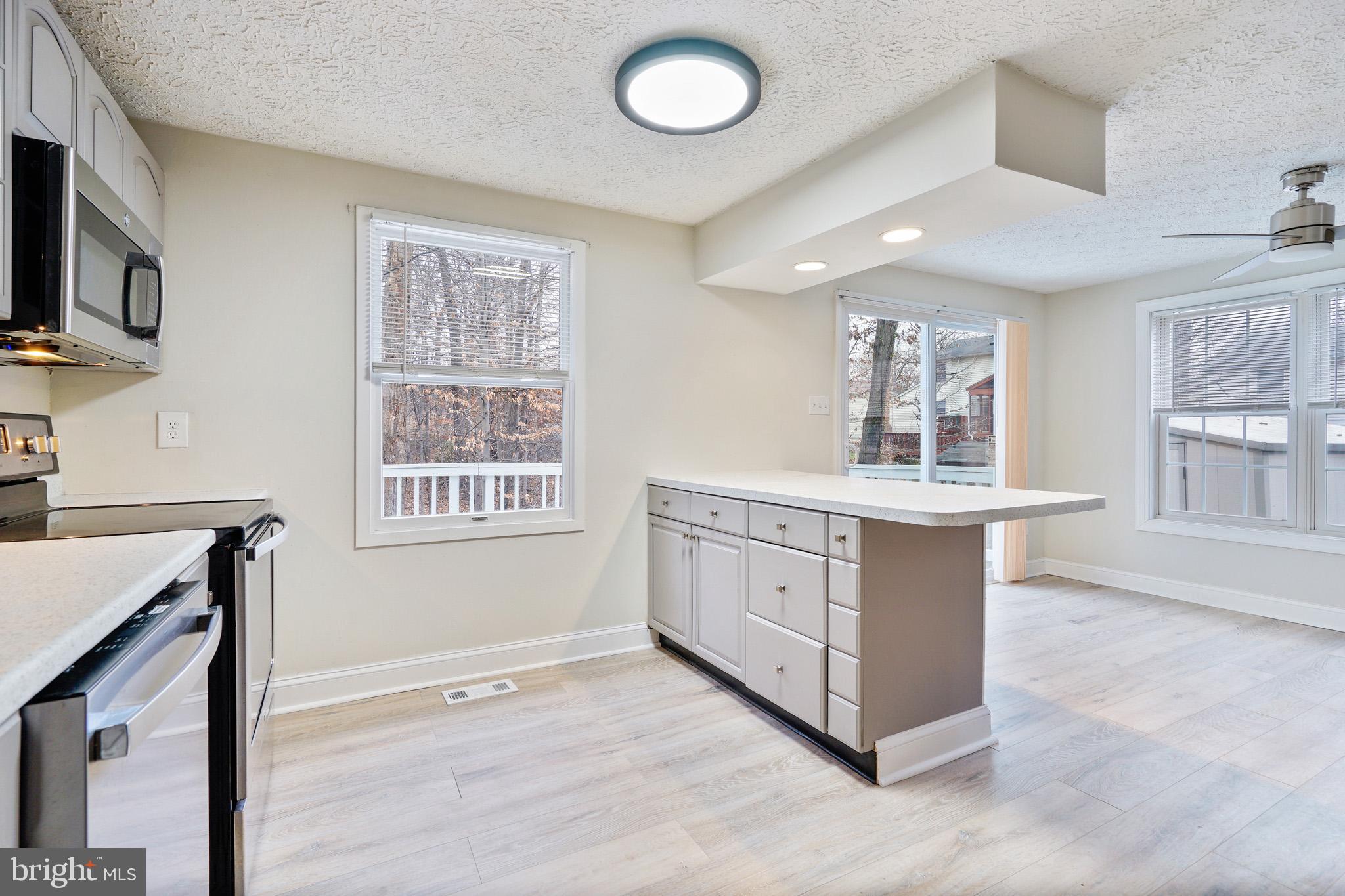 SUMMER HILL ESTATES - Residential Lease