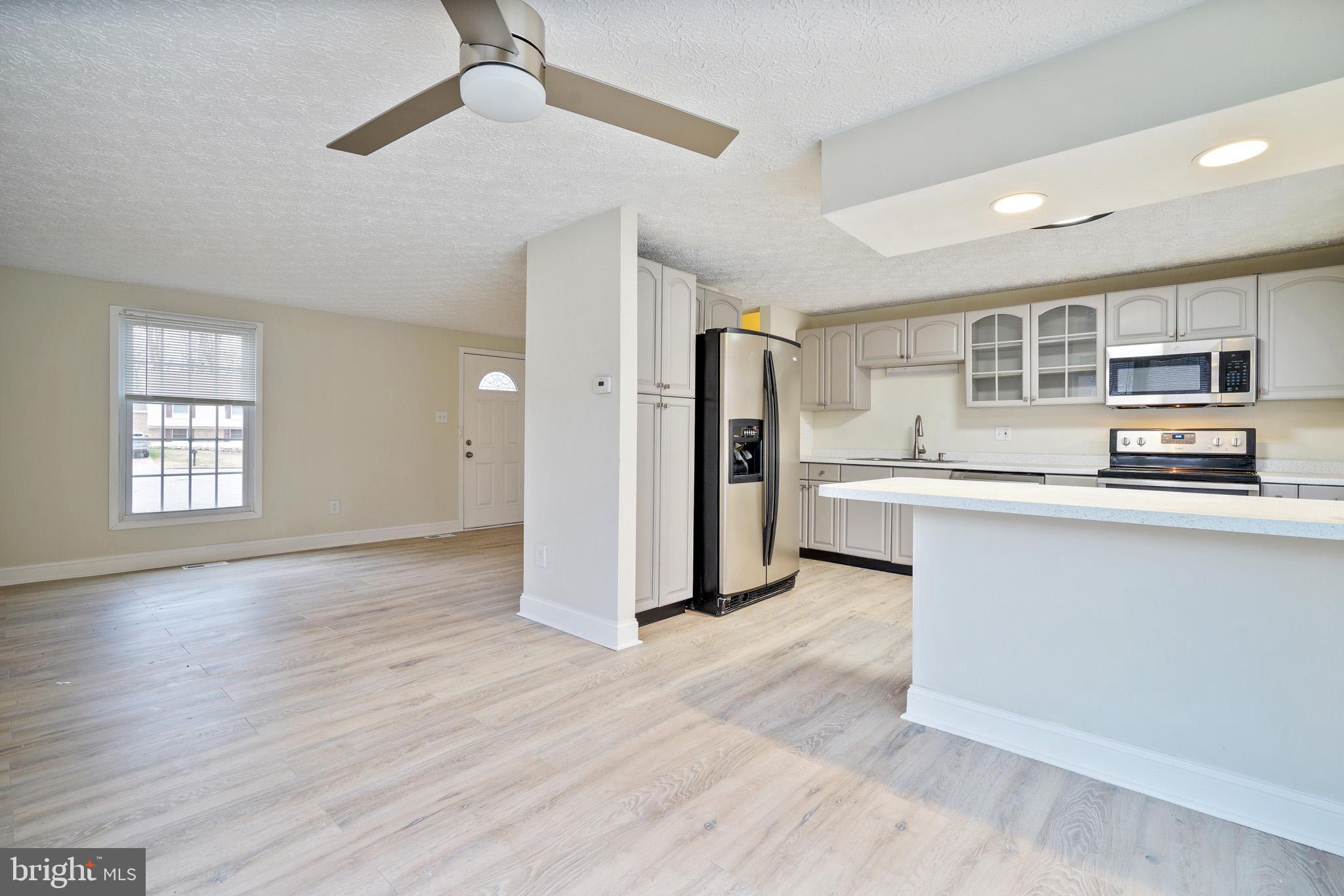 SUMMER HILL ESTATES - Residential Lease