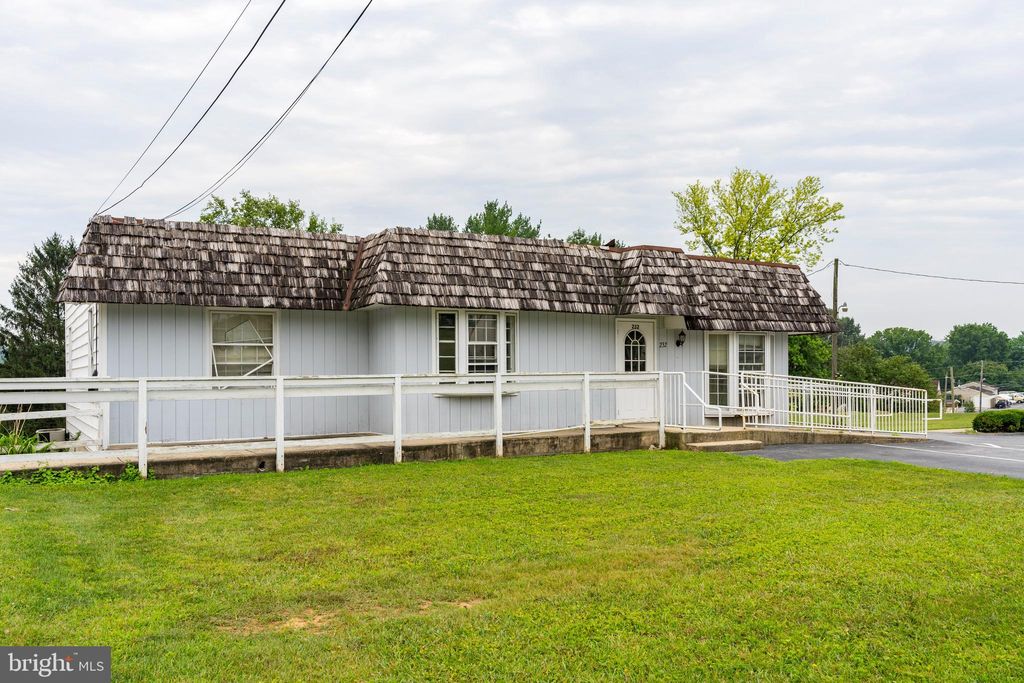 Photo of 232 S Reading Road, Ephrata, PA 17522 (MLS # PALA2042204)