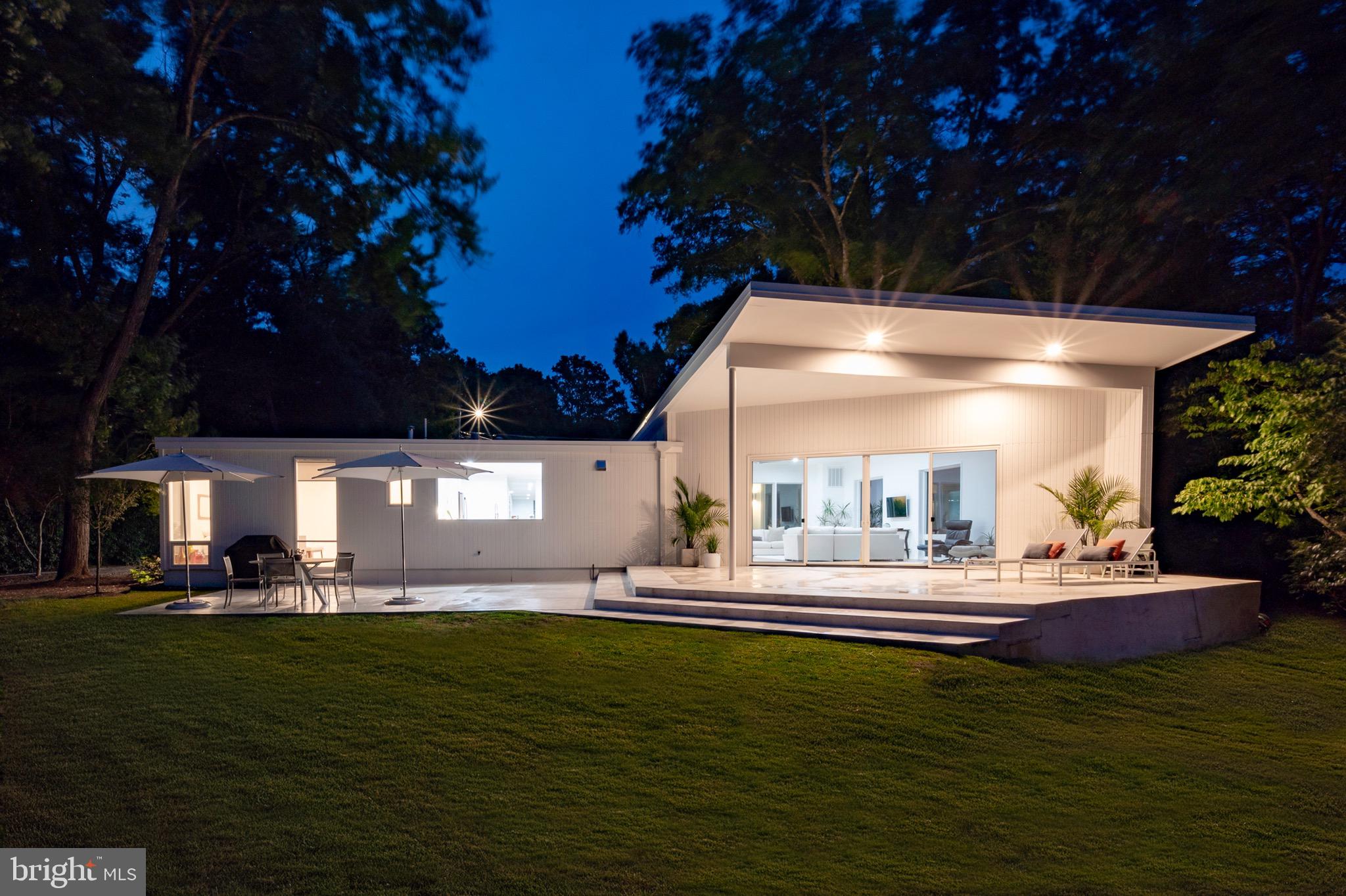 HOLLIN HILLS - Residential