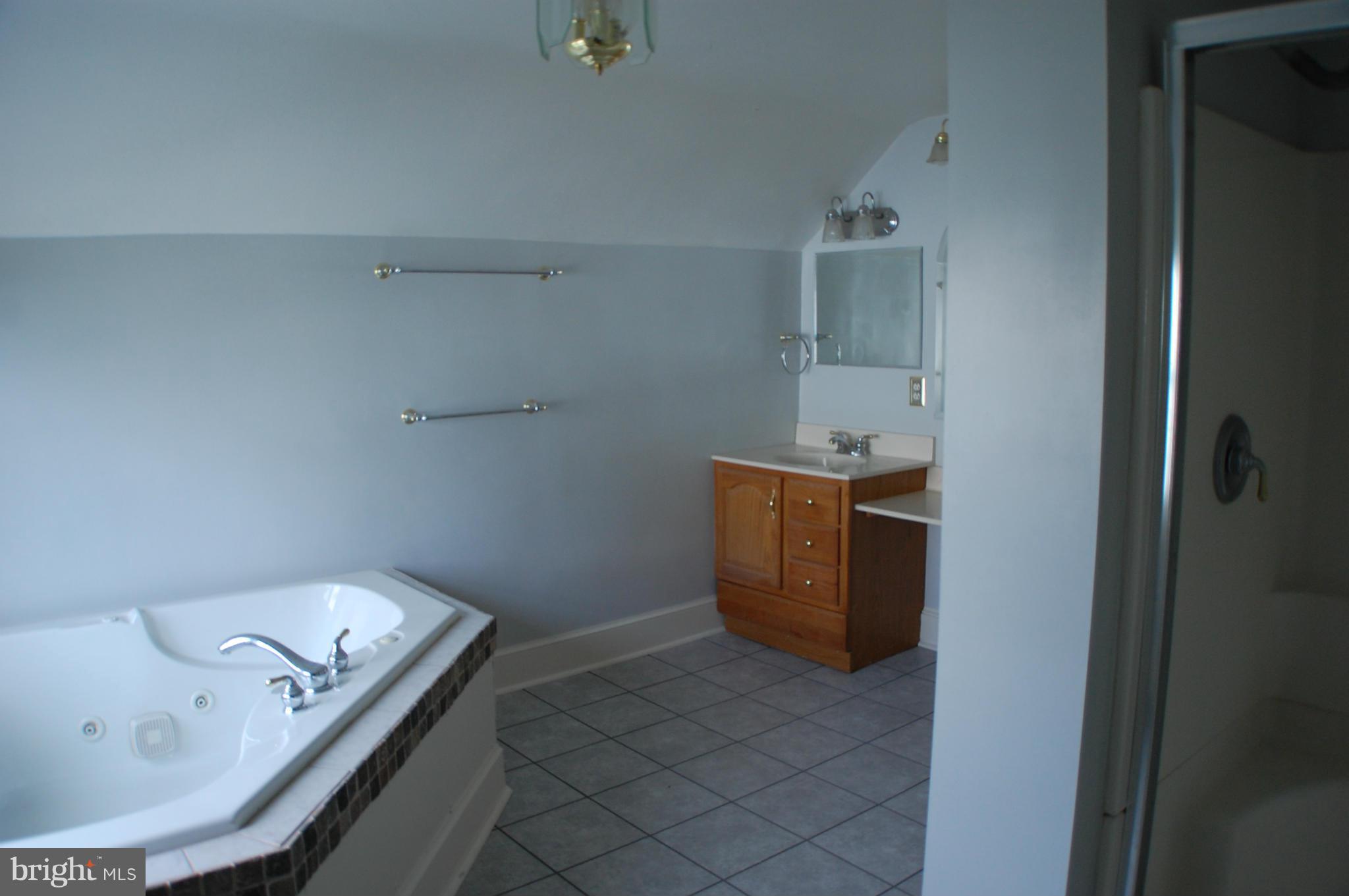 LONAS ADDITION - Residential Lease