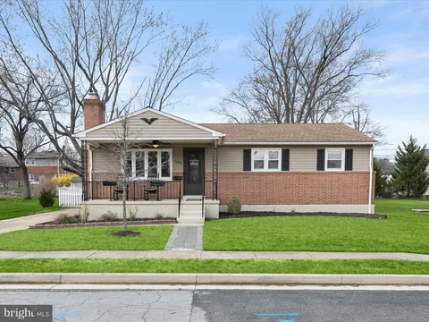 MLS: MDBC2118500