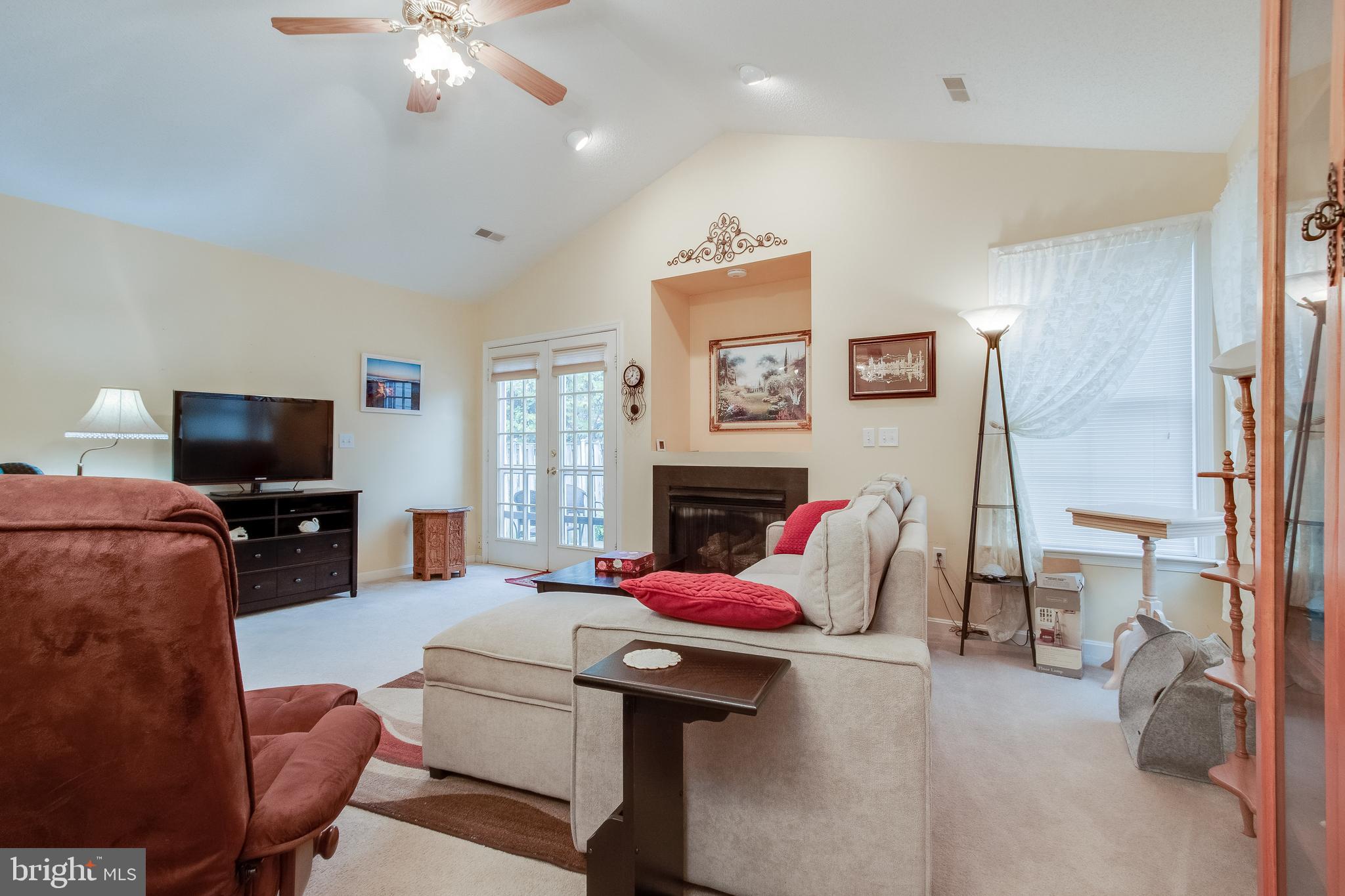 WILLOW SHADE - Residential