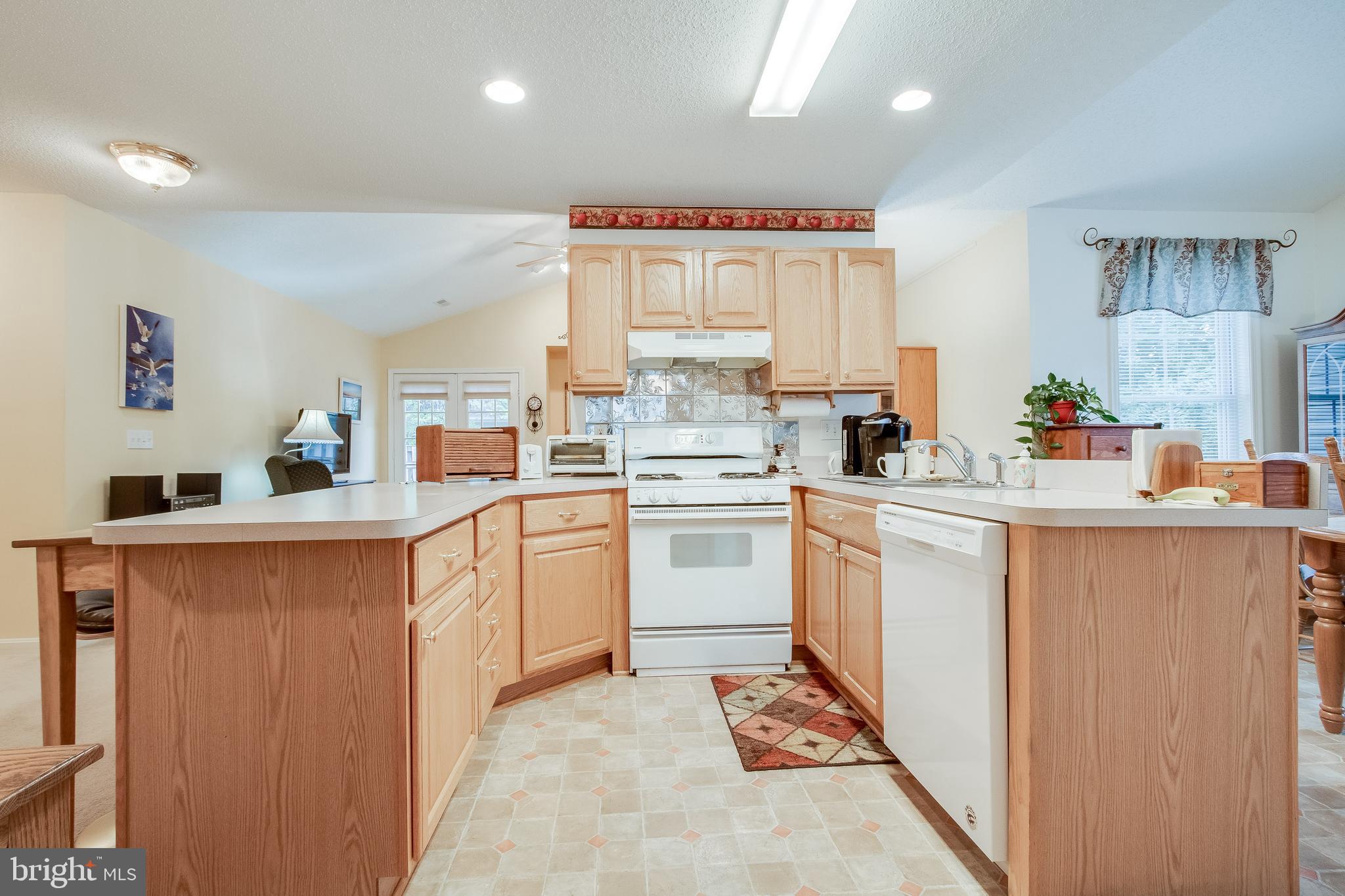 WILLOW SHADE - Residential