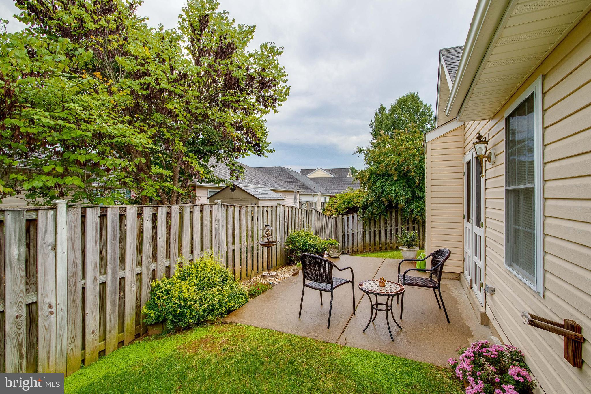 WILLOW SHADE - Residential