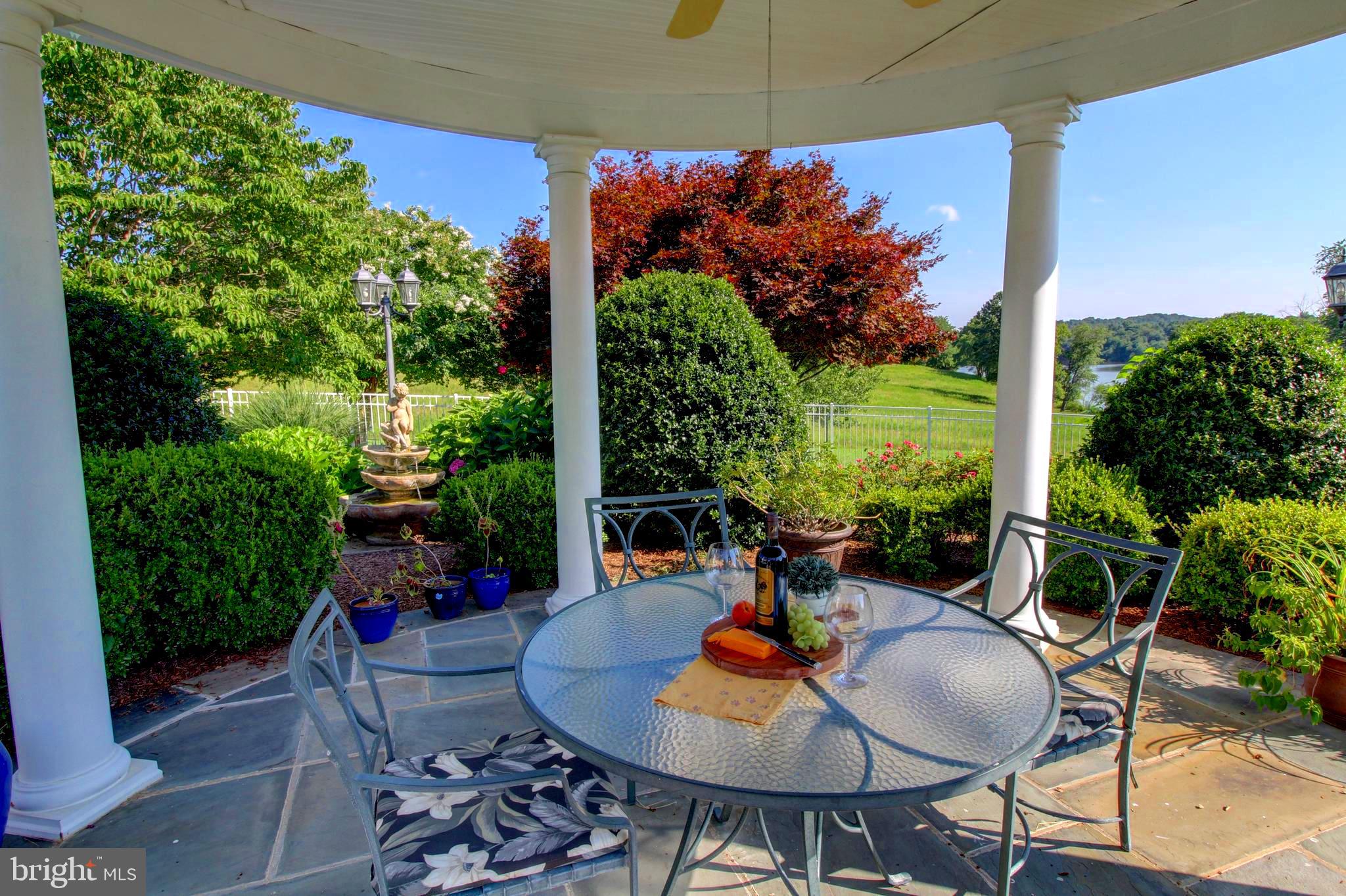 EAGLES NEST - Residential Lease