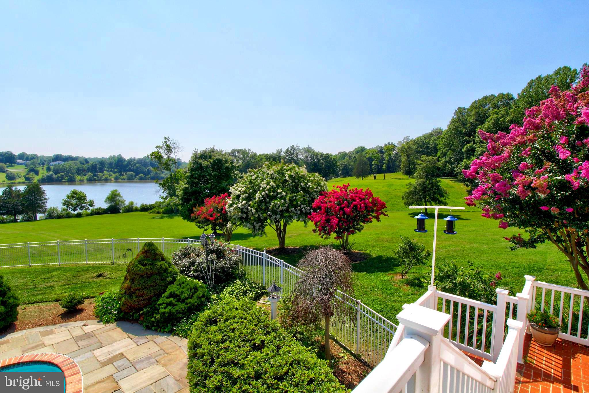 EAGLES NEST - Residential Lease