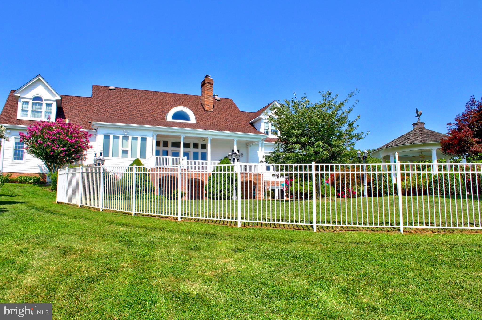 EAGLES NEST - Residential Lease