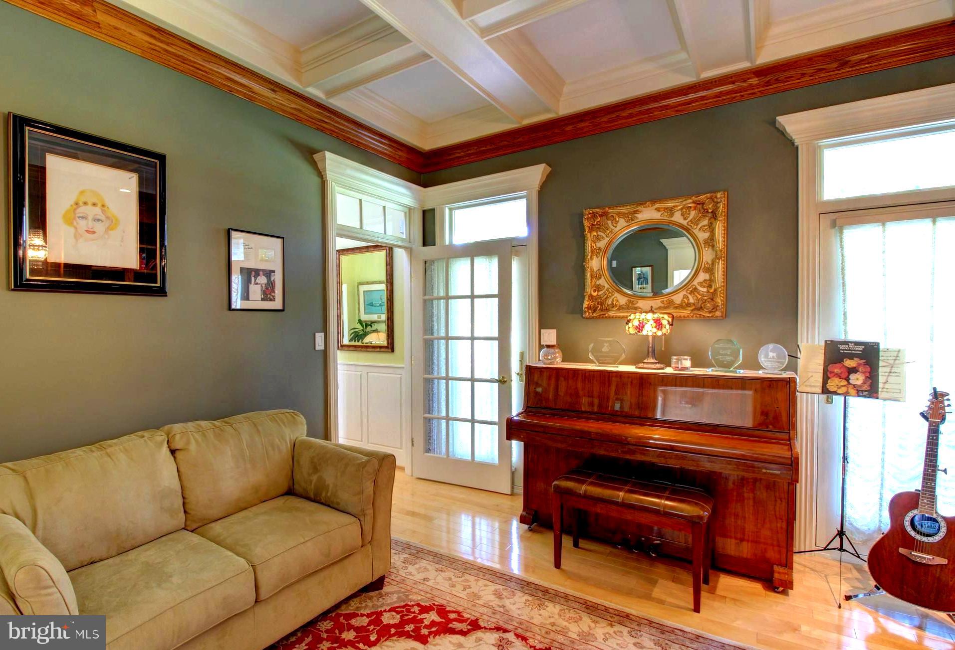 EAGLES NEST - Residential Lease