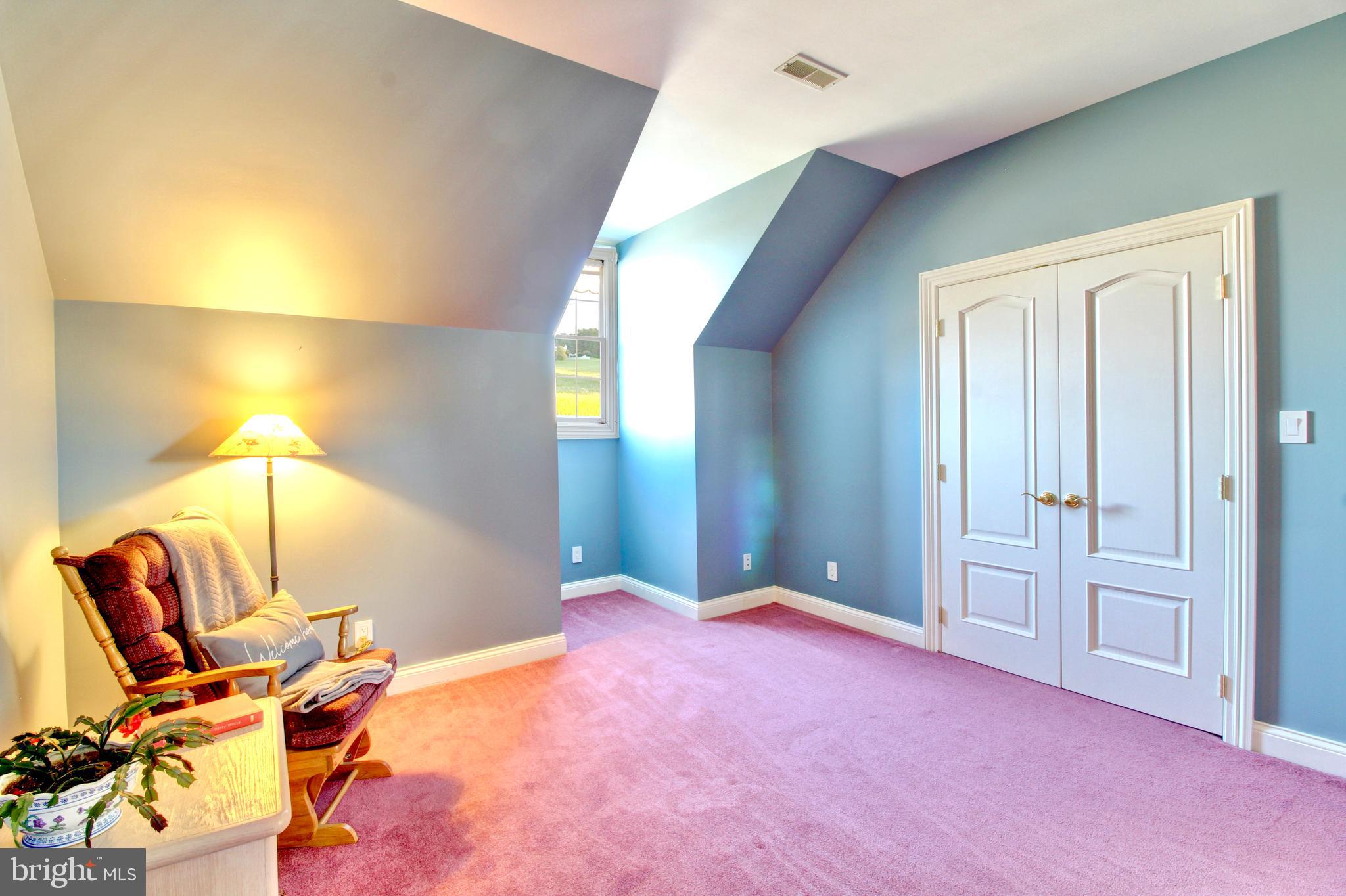 EAGLES NEST - Residential Lease