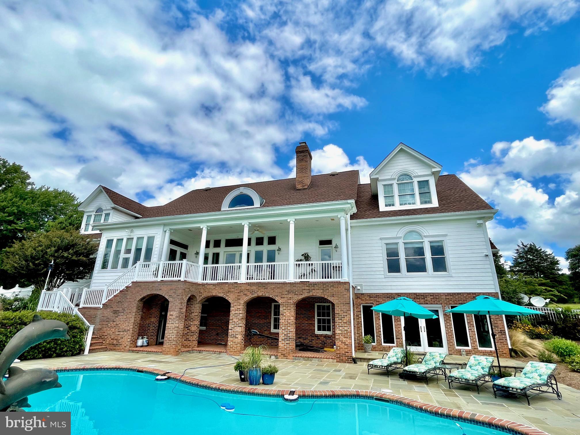 EAGLES NEST - Residential Lease