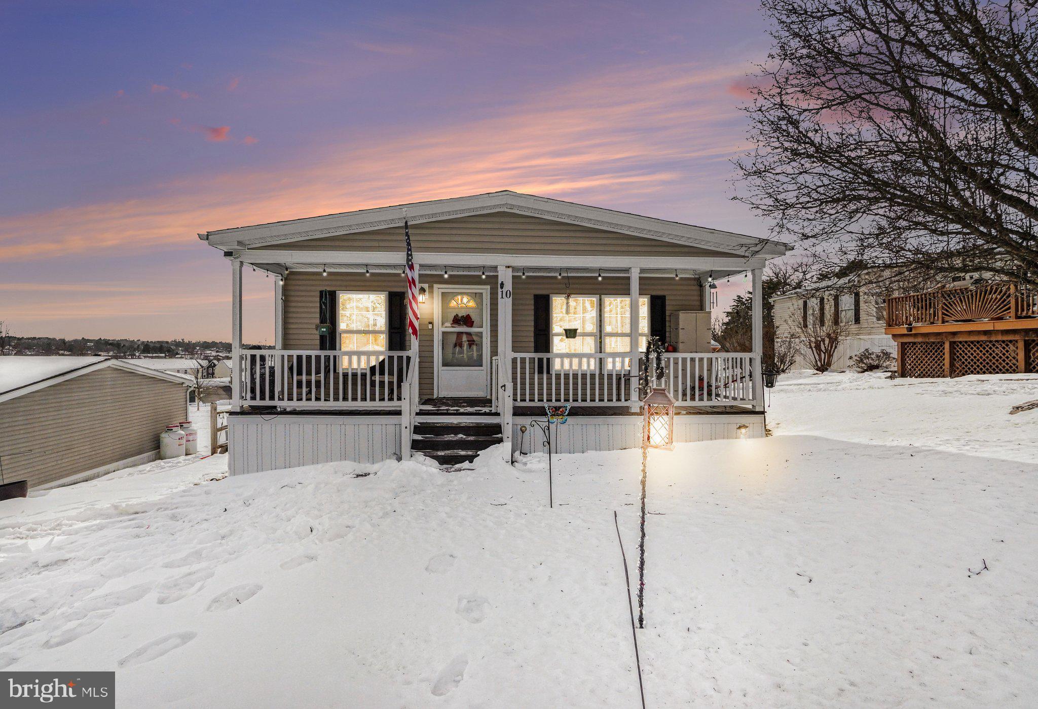 NORTHVIEW MANOR - Residential