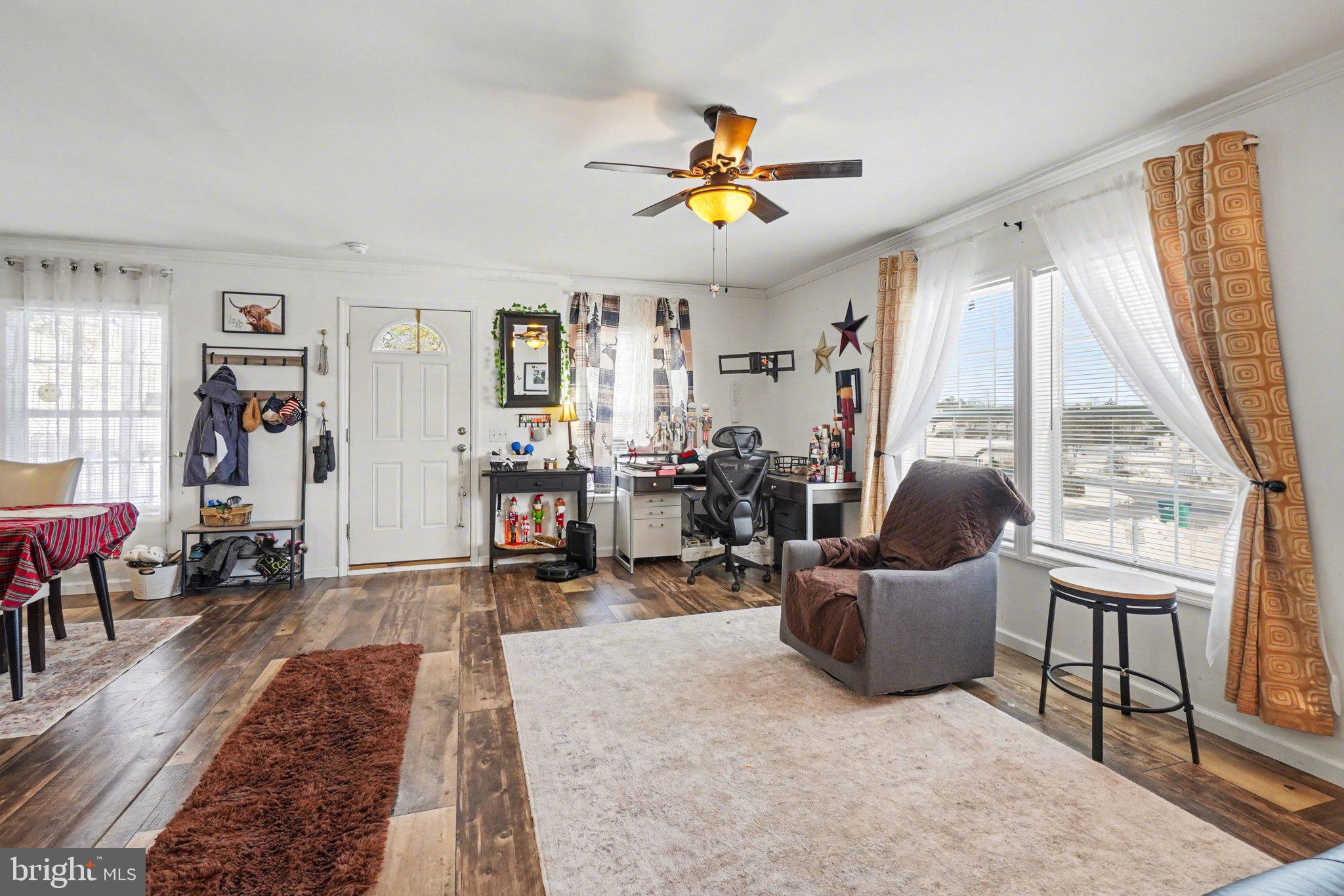 NORTHVIEW MANOR - Residential