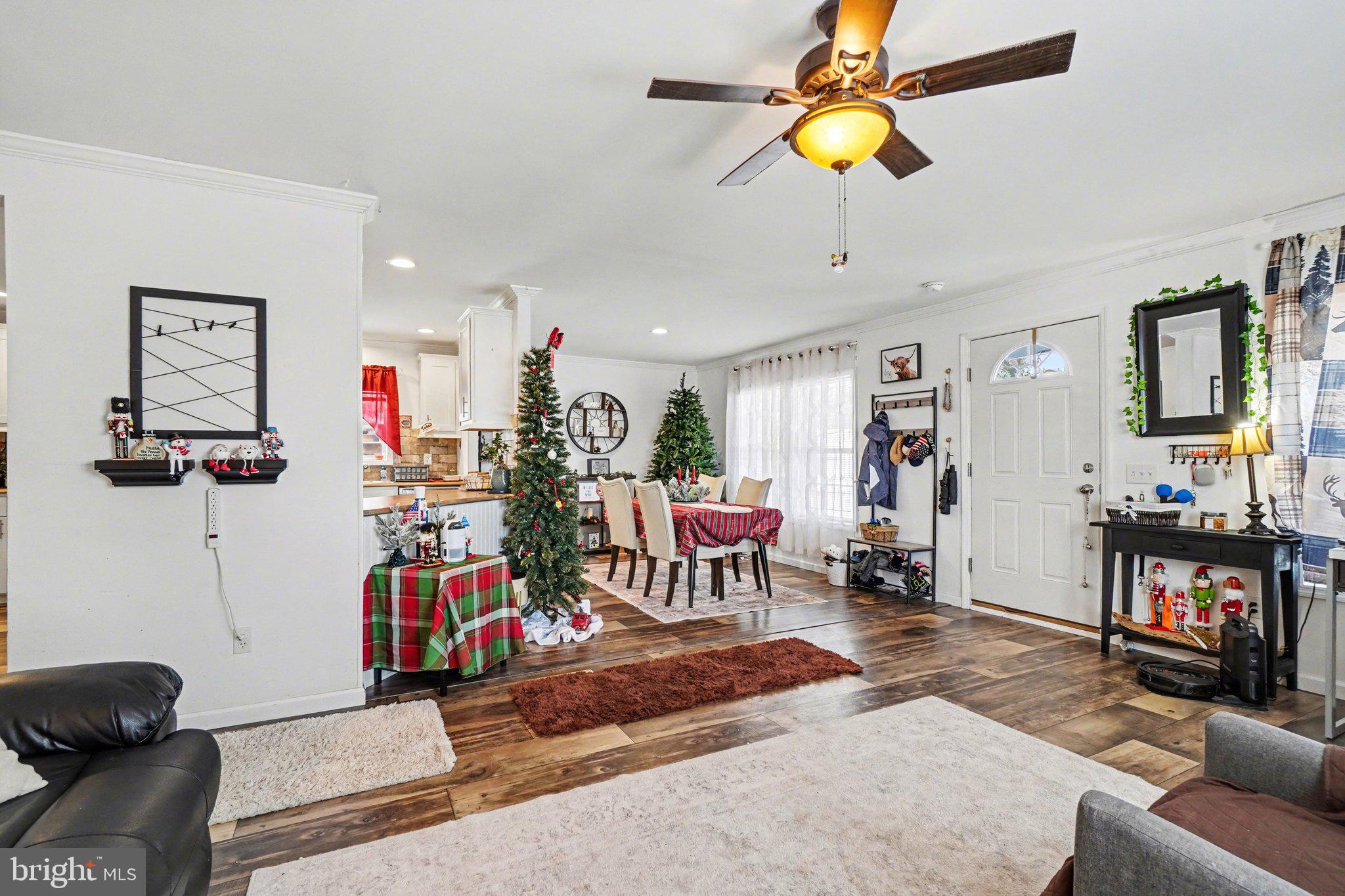 NORTHVIEW MANOR - Residential