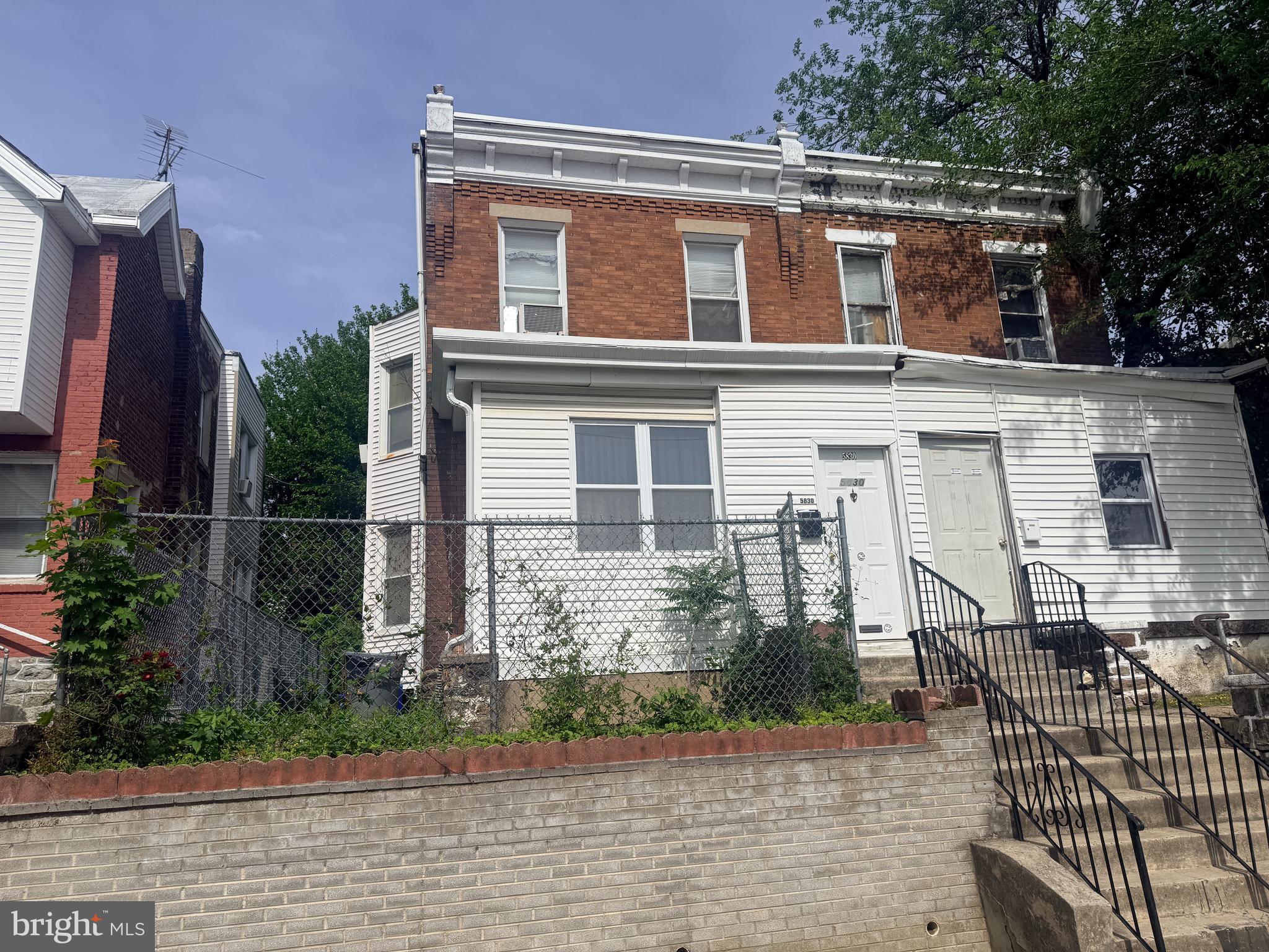 5830 N 12TH STREET