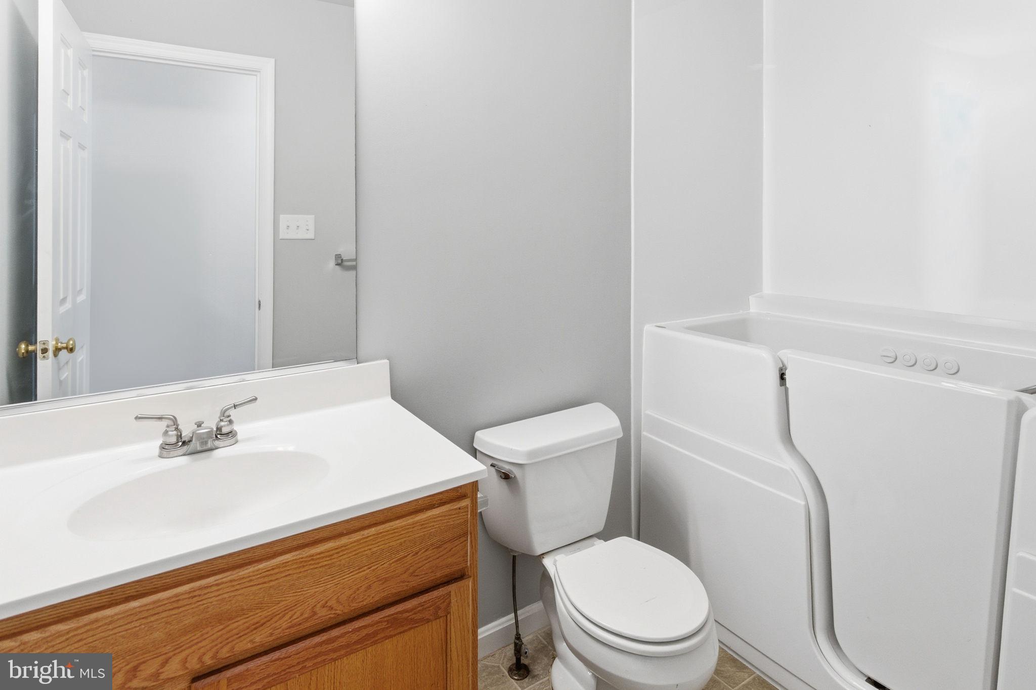 VIOLET KNOLL - Residential