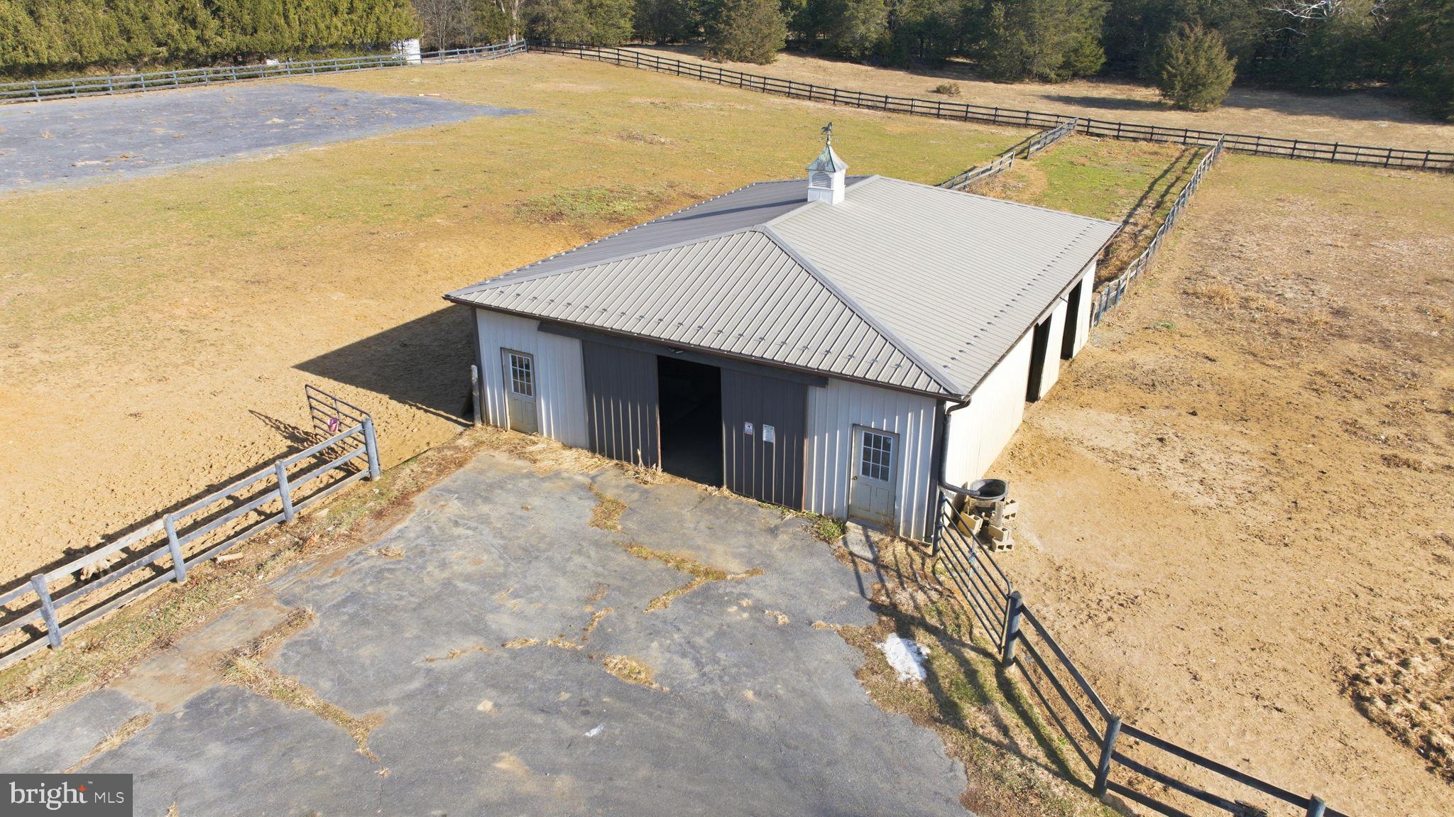 VIOLET KNOLL - Residential