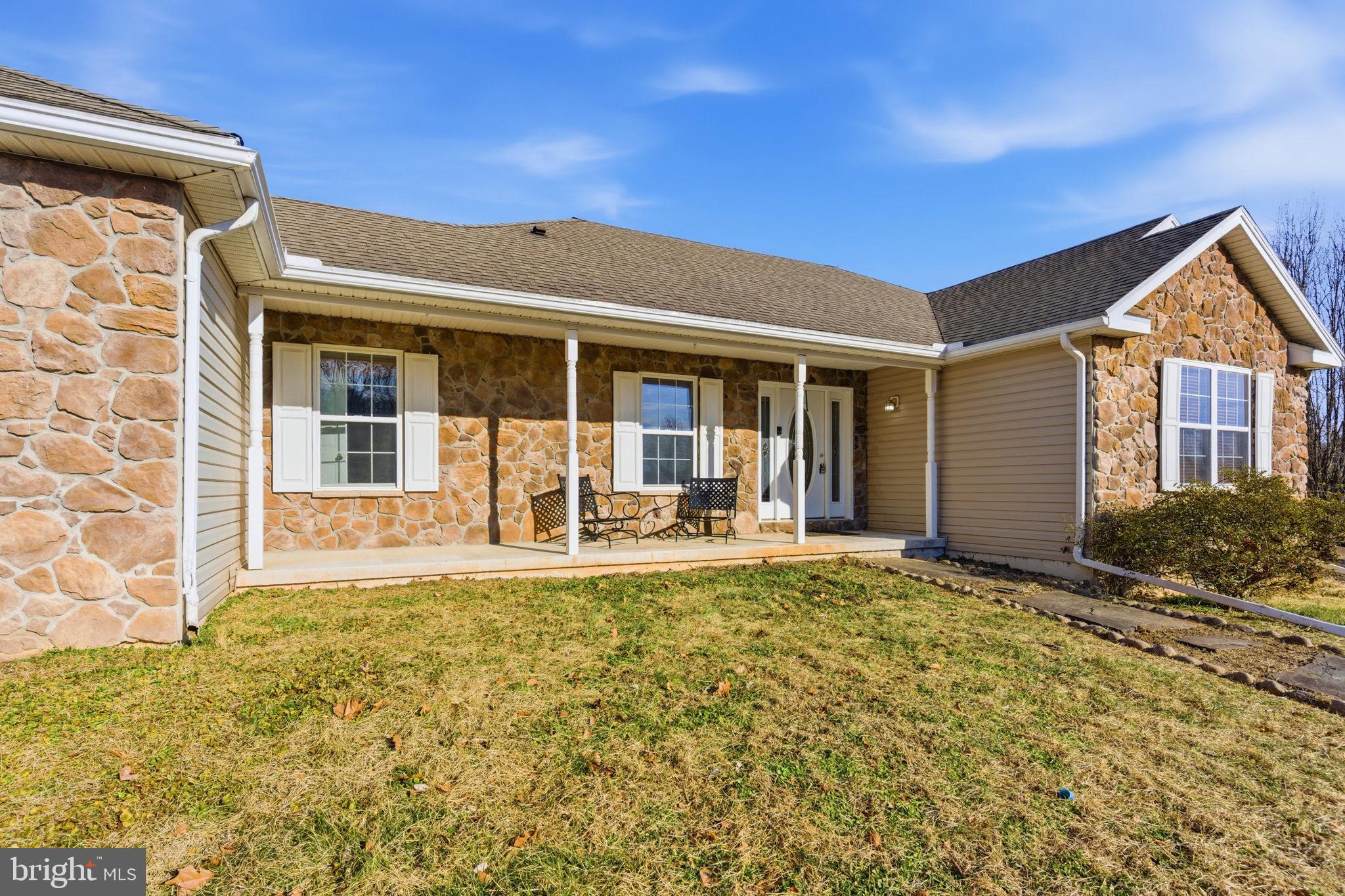 VIOLET KNOLL - Residential