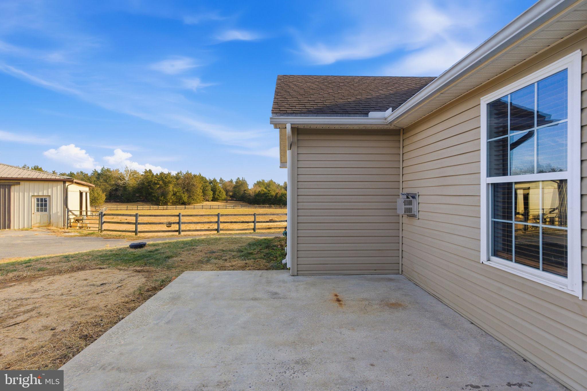 VIOLET KNOLL - Residential