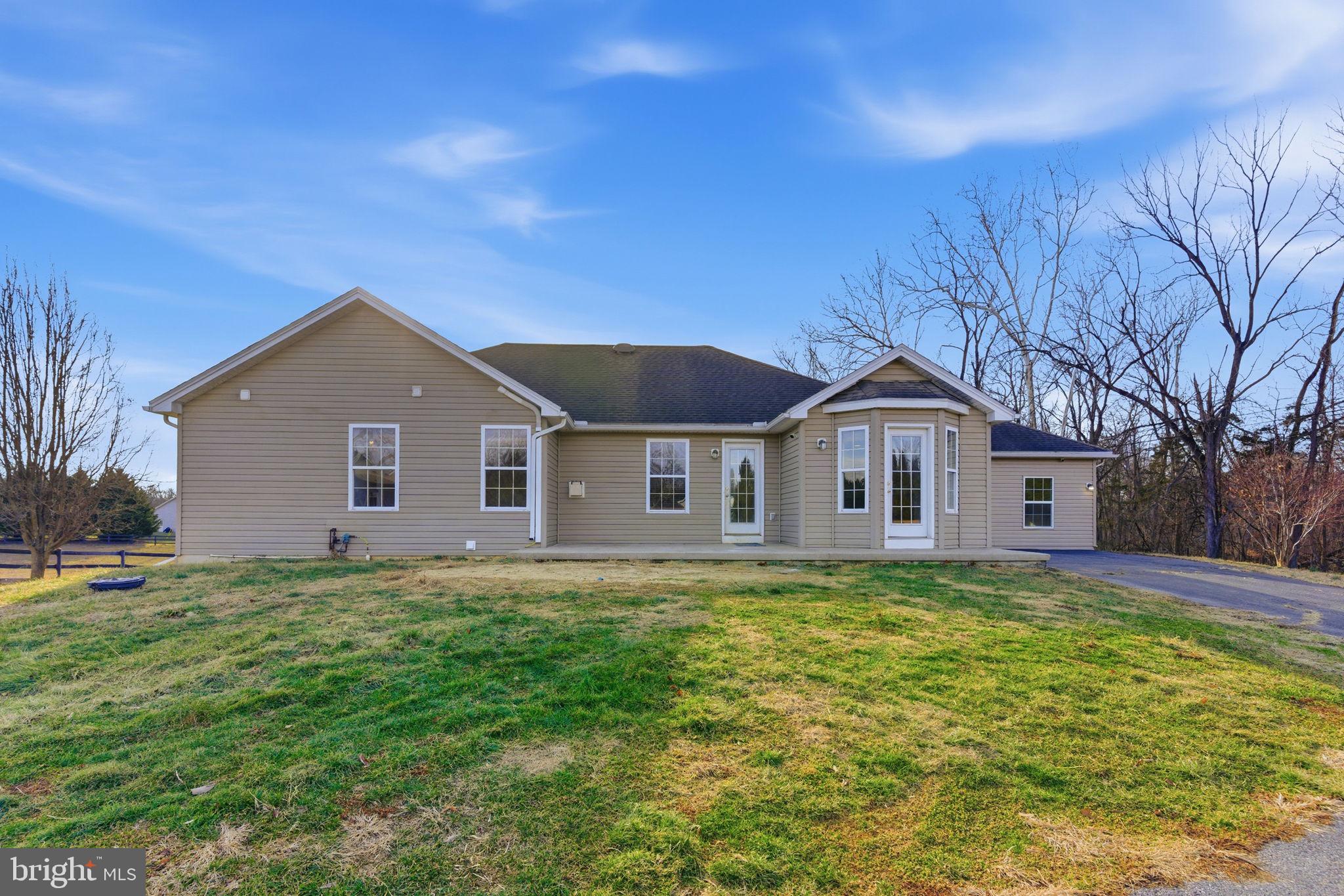 VIOLET KNOLL - Residential