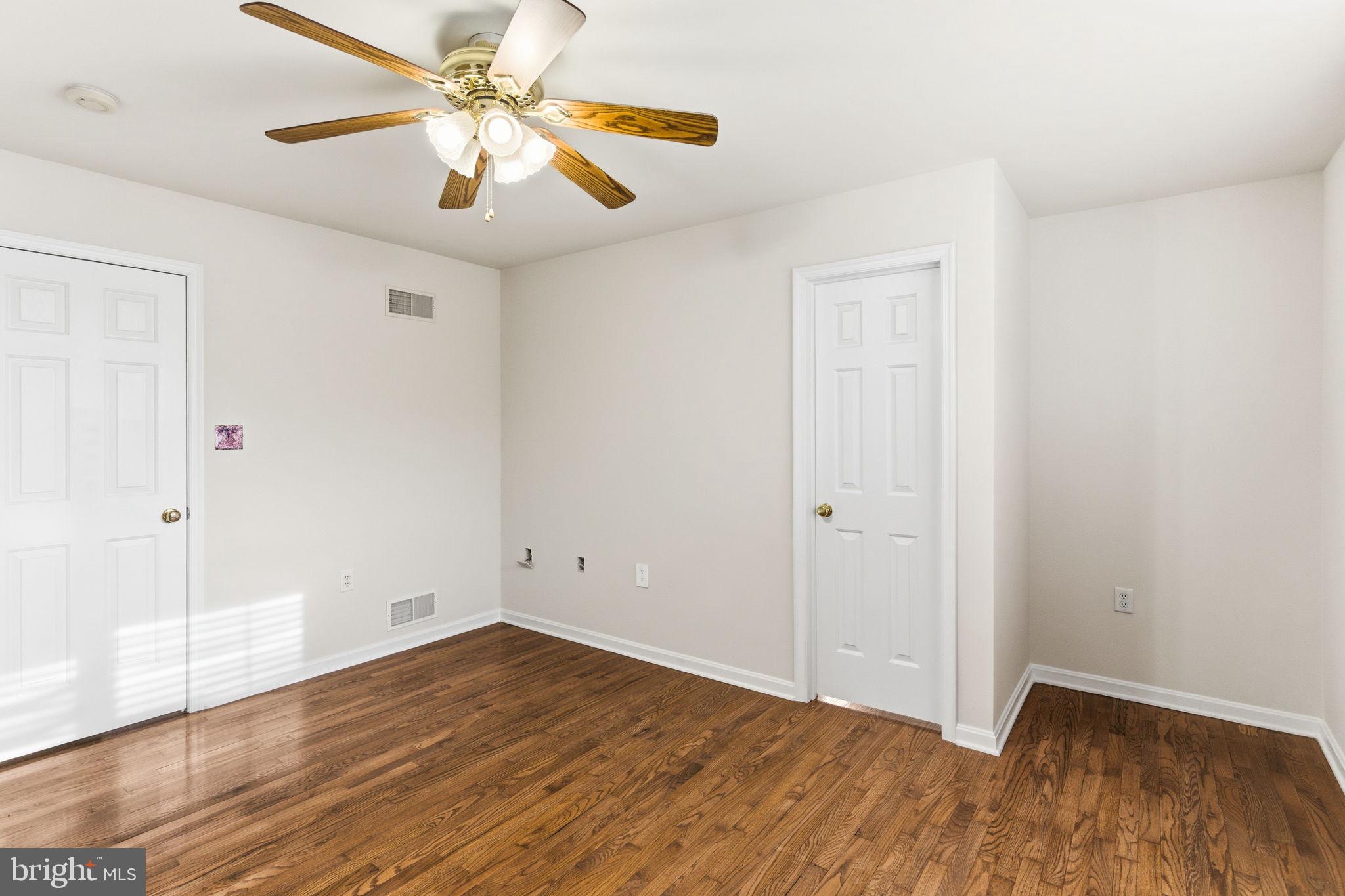 VIOLET KNOLL - Residential