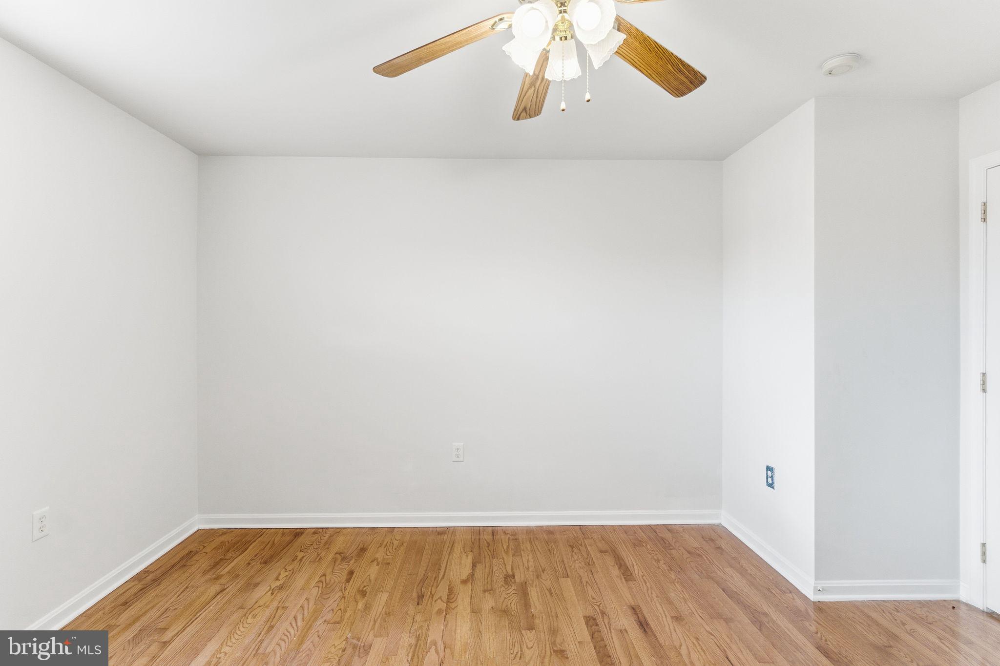 VIOLET KNOLL - Residential