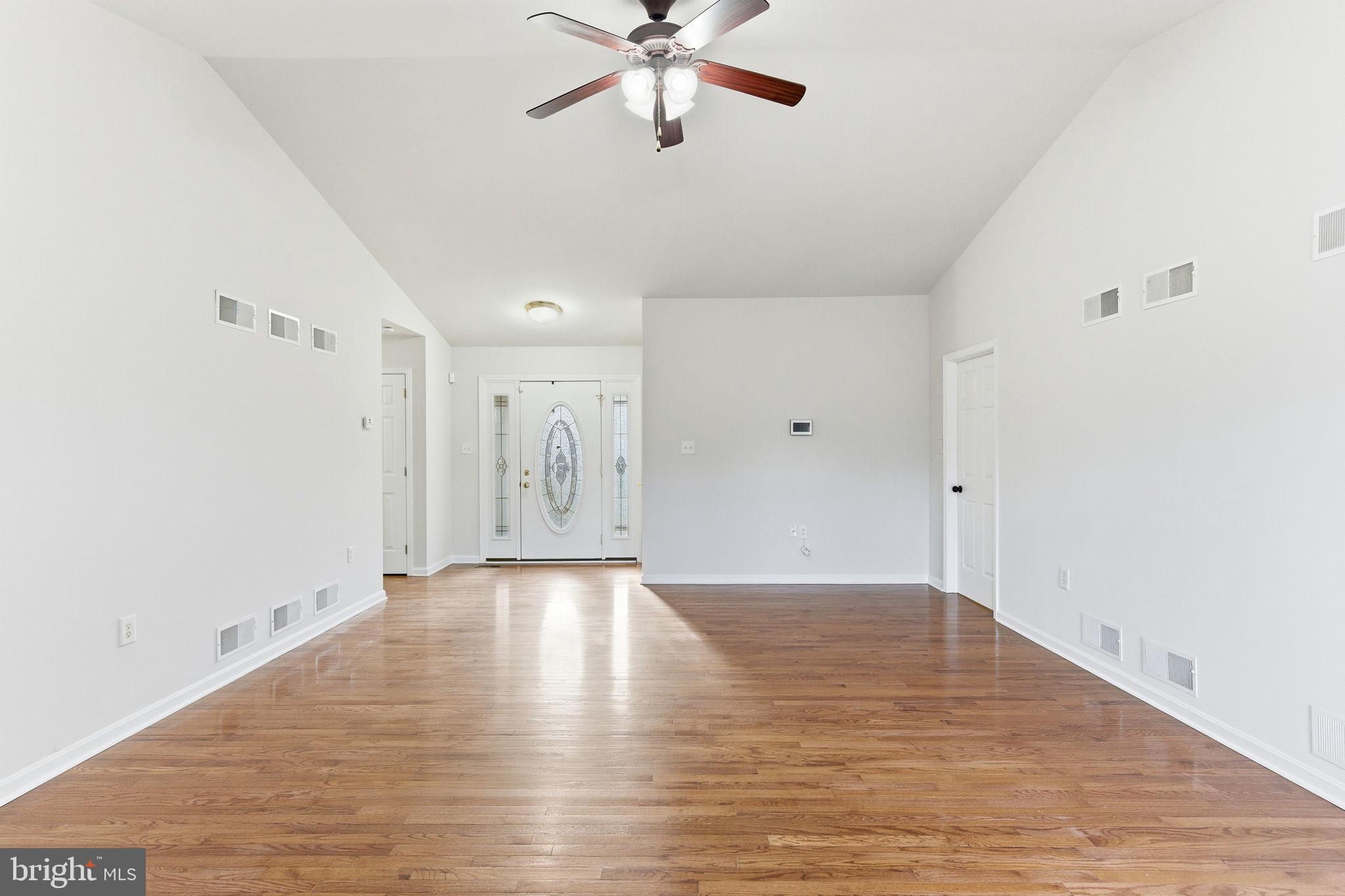 VIOLET KNOLL - Residential