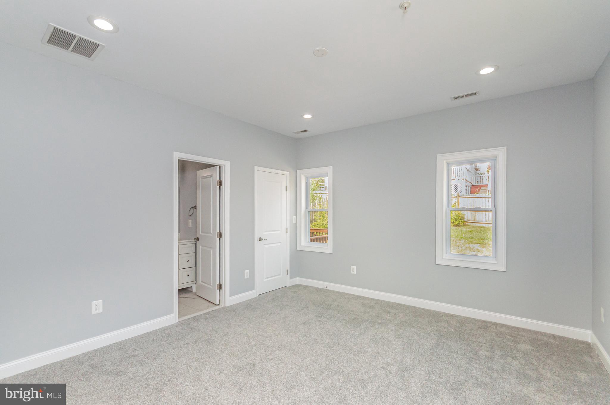 EDGEMONT - Residential Lease