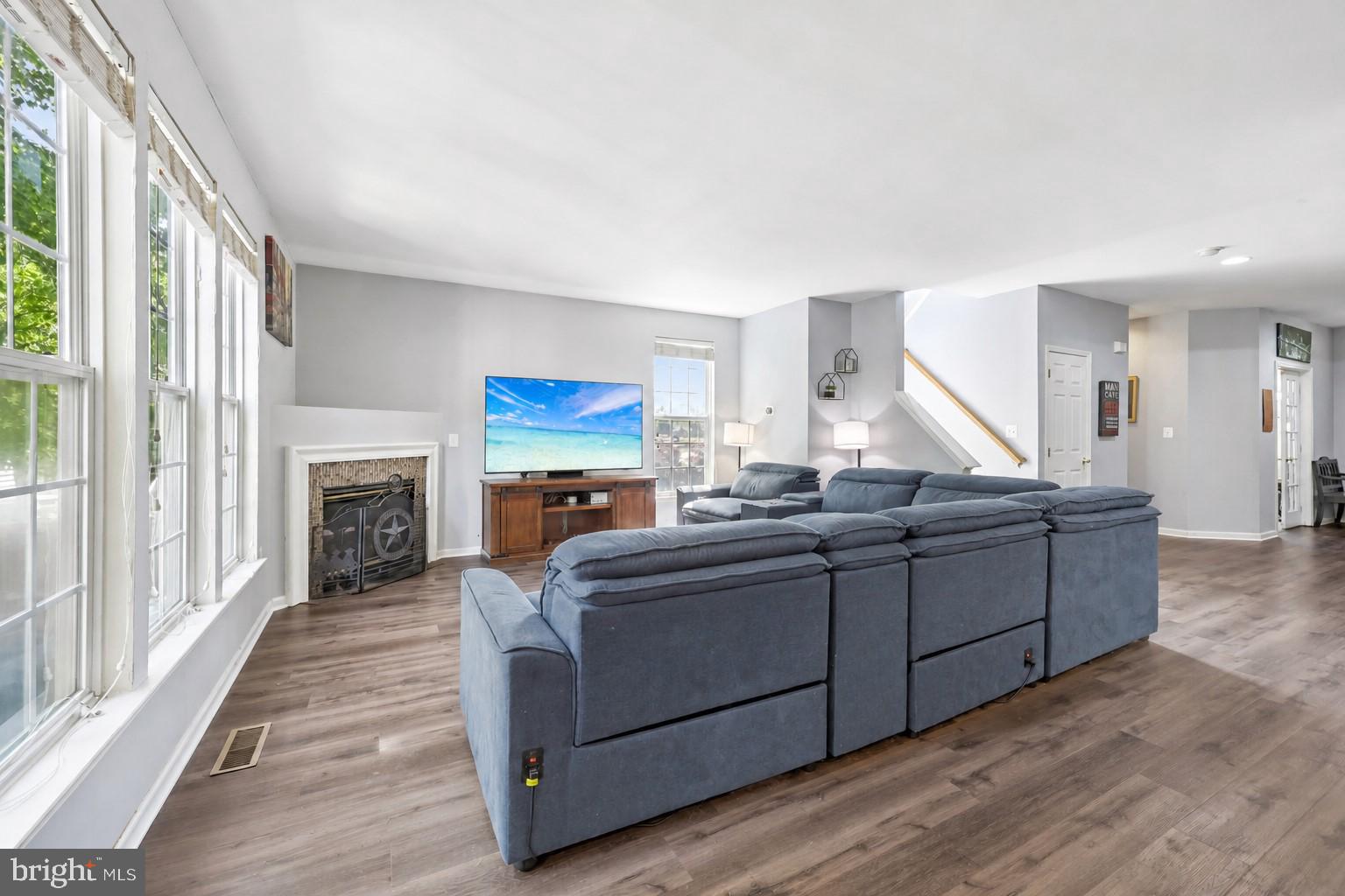 PRINCE WILLIAM TOWN CENTER - Residential