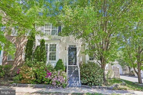 5000 ANCHORSTONE DRIVE WOODBRIDGE VA 22192