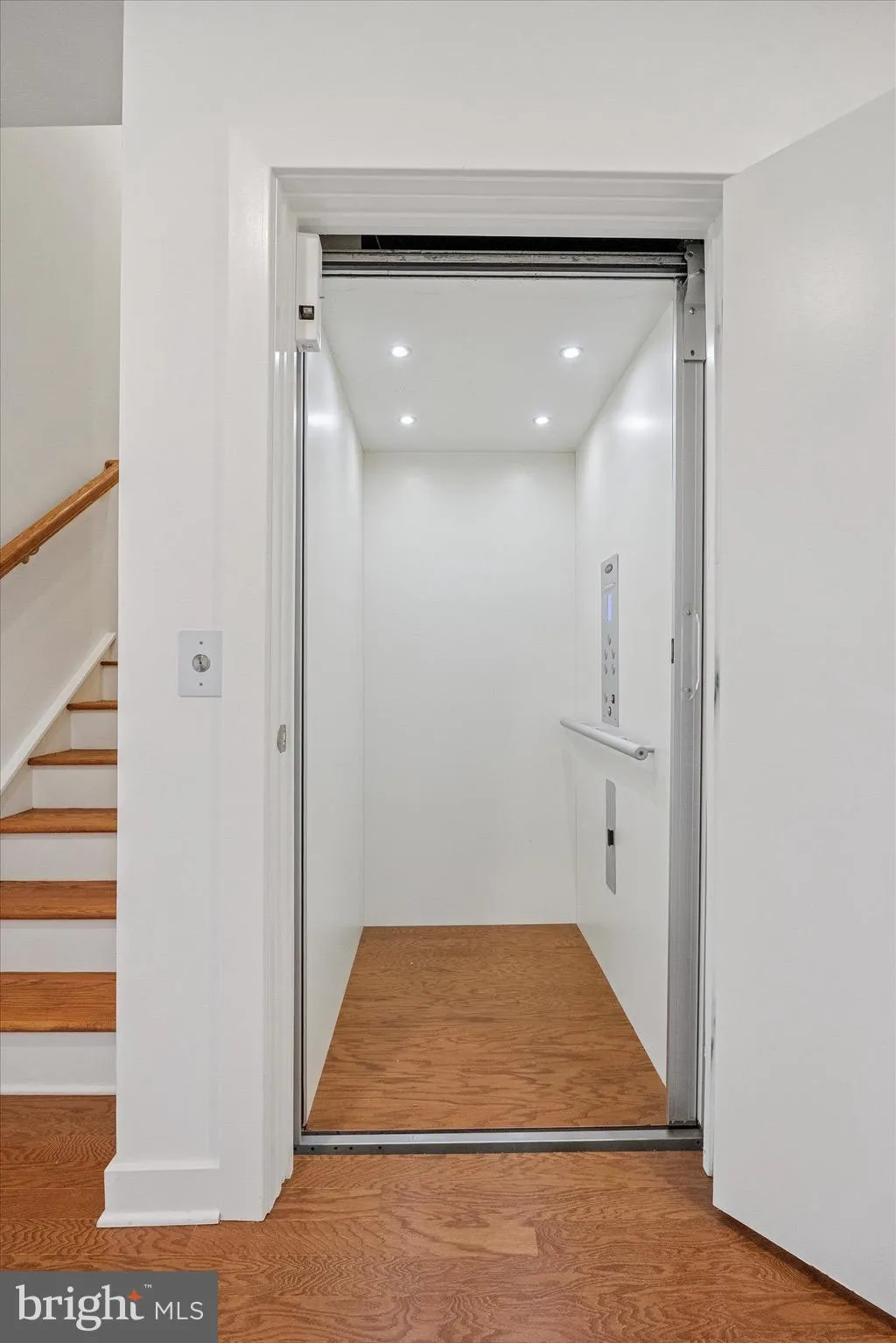 Philadelphia, Pennsylvania 19127, United States, 4 Bedrooms Bedrooms, ,4 BathroomsBathrooms,Residential,Active,160985