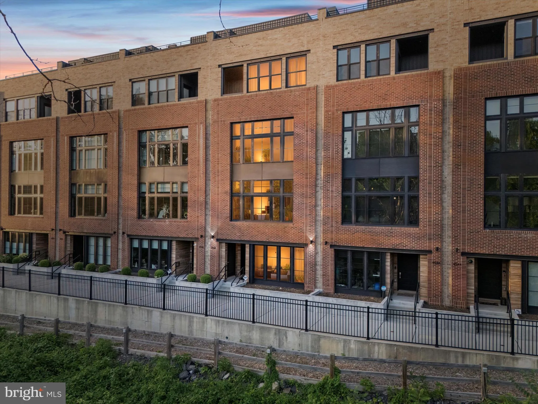 Philadelphia, Pennsylvania 19127, United States, 4 Bedrooms Bedrooms, ,4 BathroomsBathrooms,Residential,Active,160985