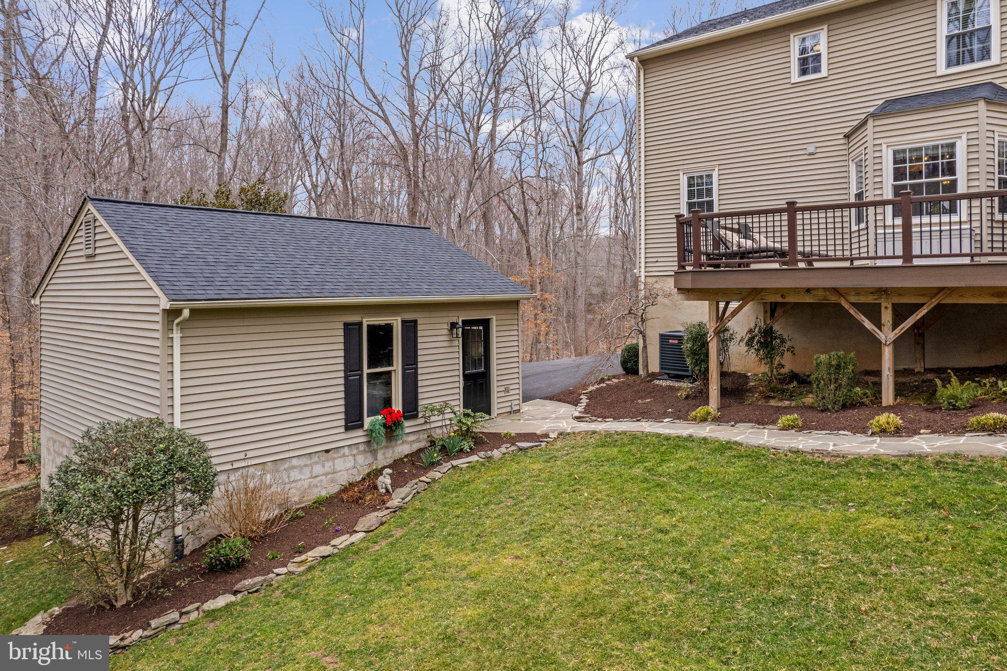 CANNON BLUFF - Residential