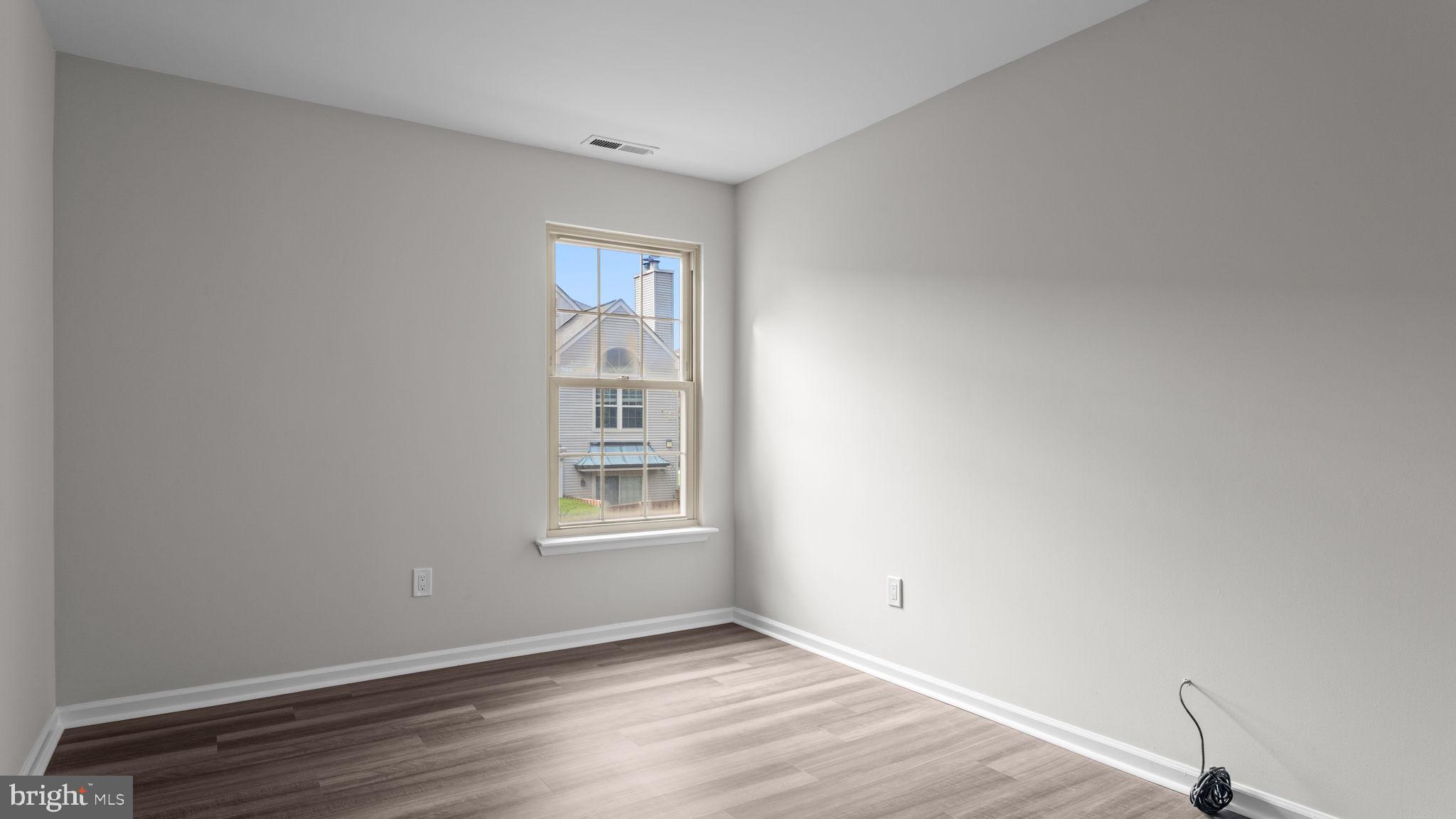 MAKEFIELD GLEN - Residential Lease