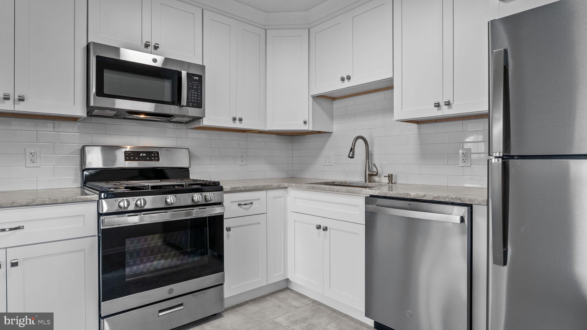 MAKEFIELD GLEN - Residential Lease