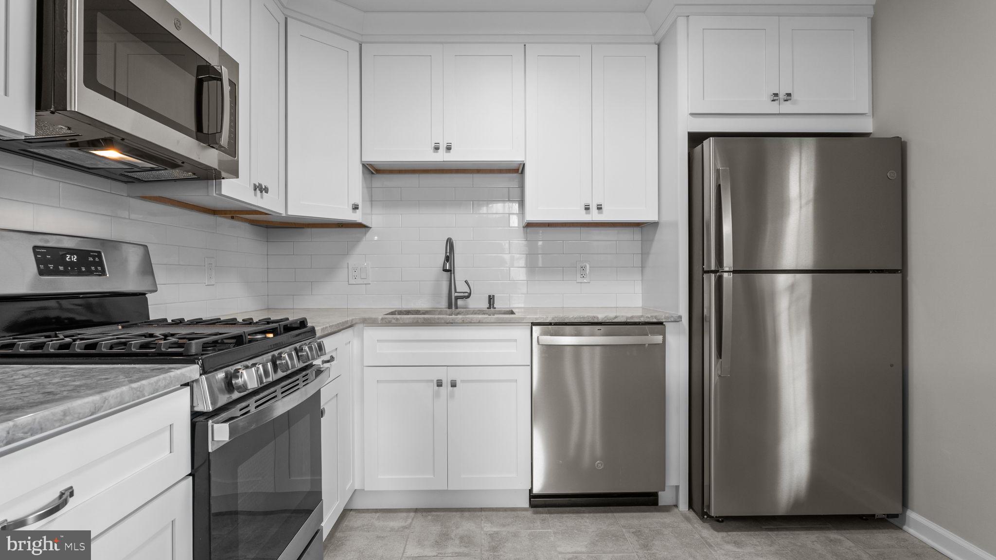 MAKEFIELD GLEN - Residential Lease