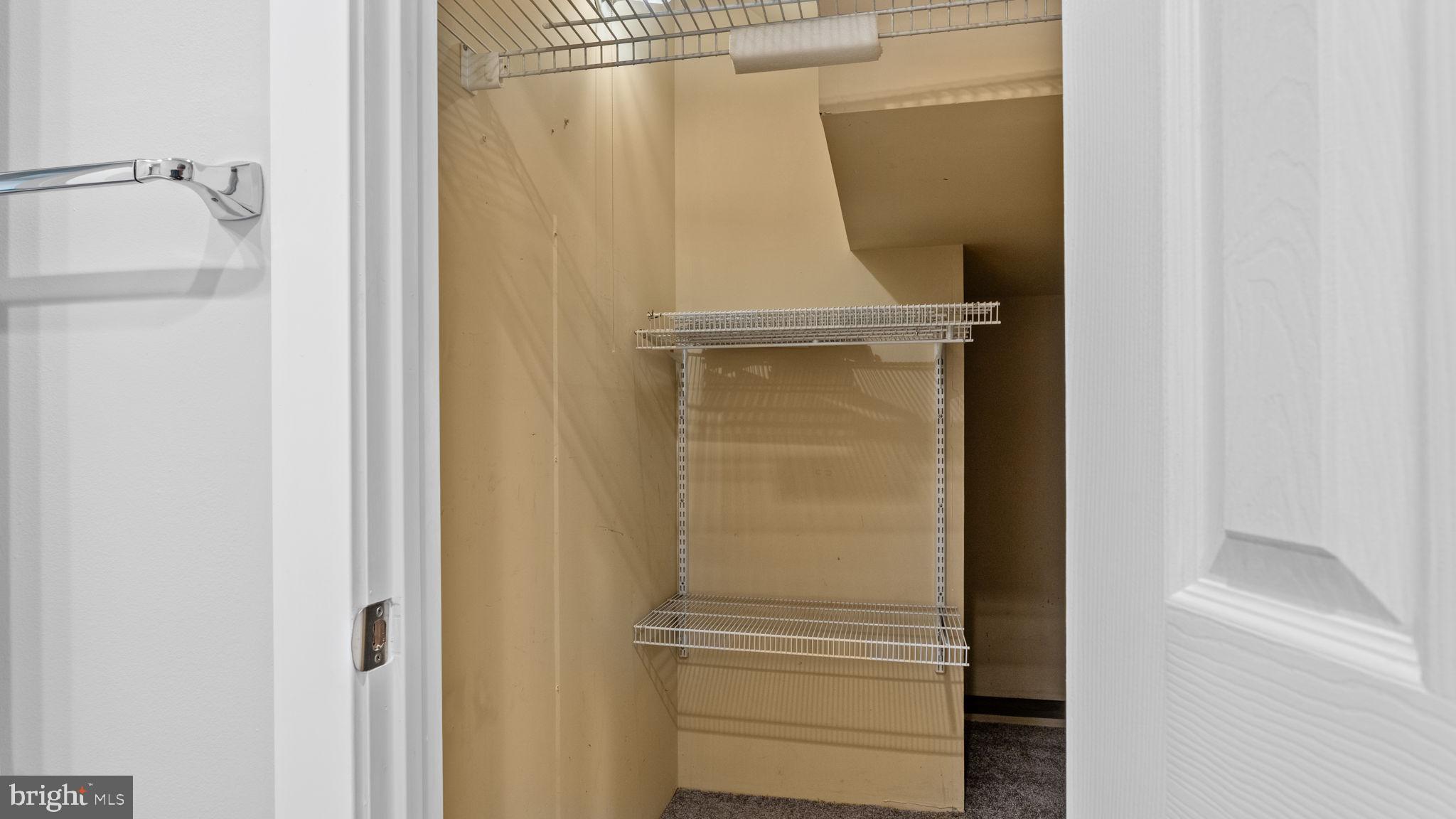 MAKEFIELD GLEN - Residential Lease