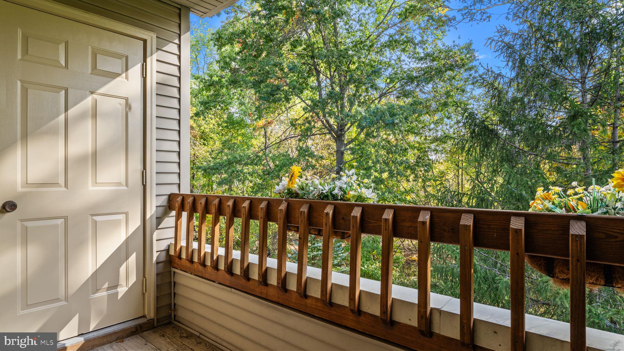 MAKEFIELD GLEN - Residential Lease