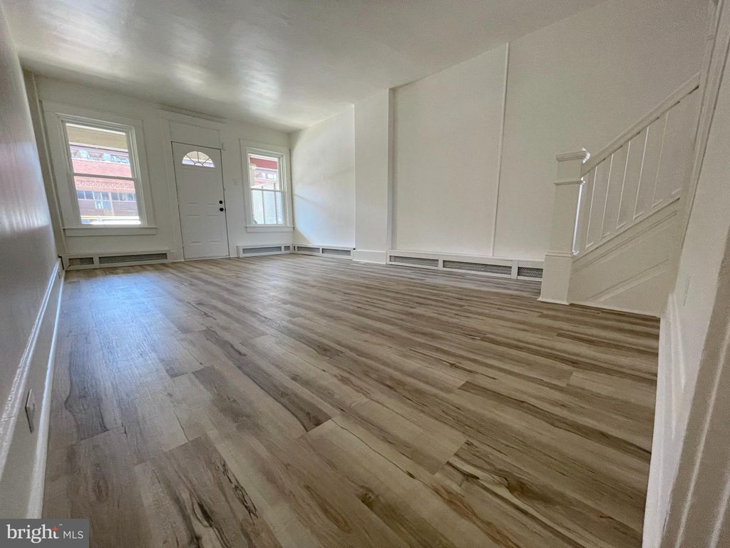 Photo of 249 S Cherry Street, Manheim, PA 17545 (MLS # PALA2050856)