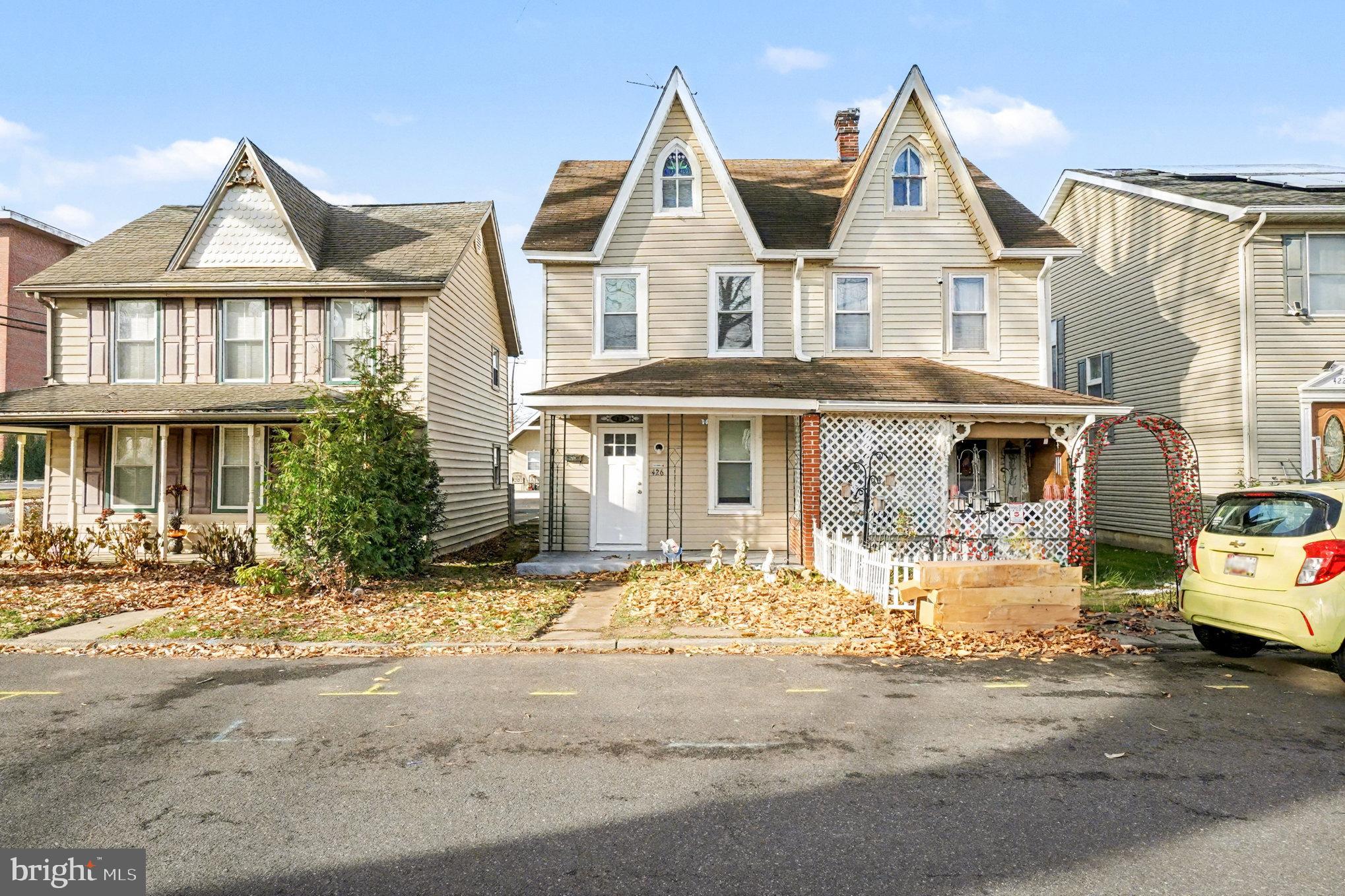 426 S WASHINGTON STREET