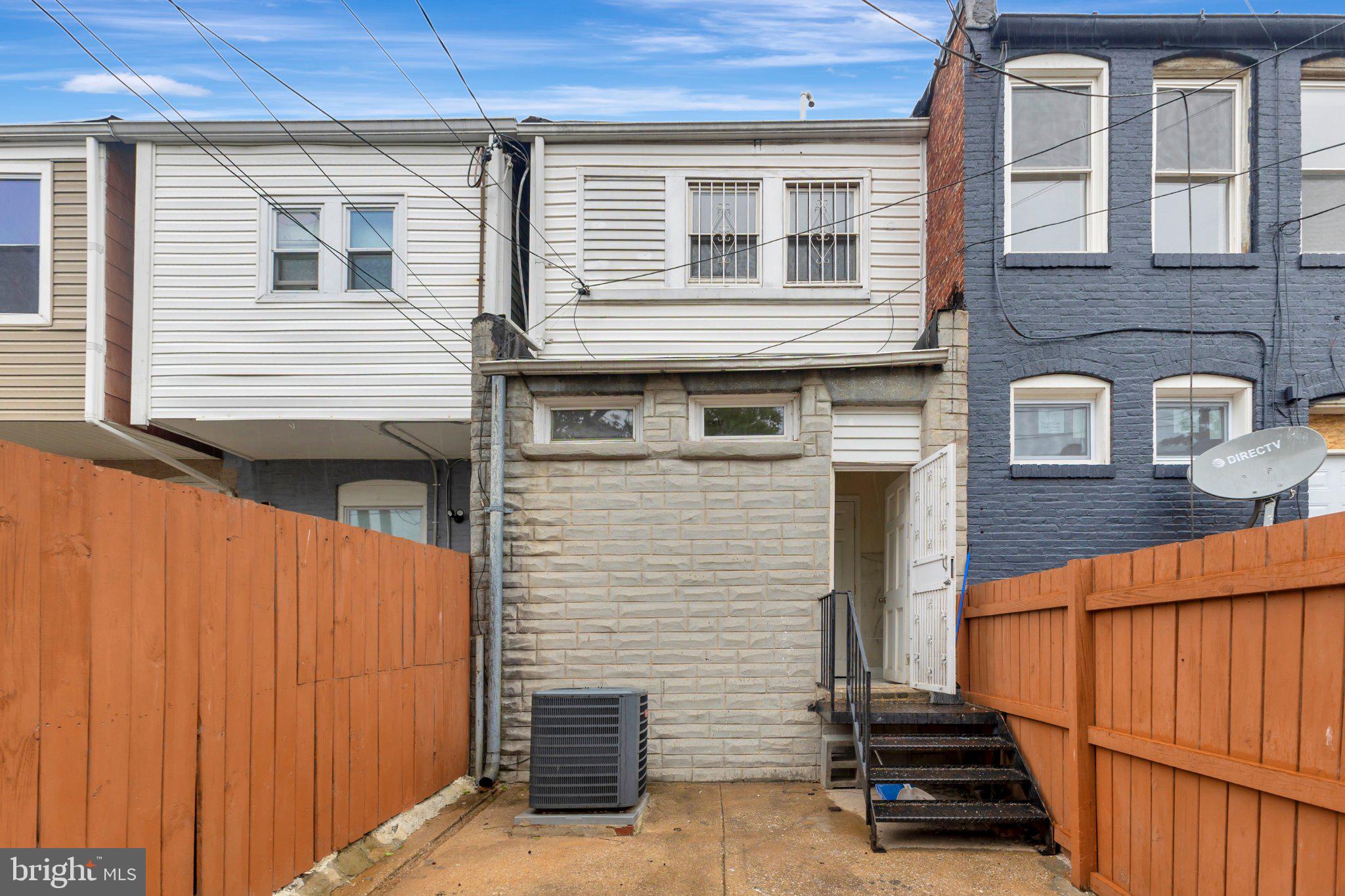 2425 ASHLAND AVENUE
