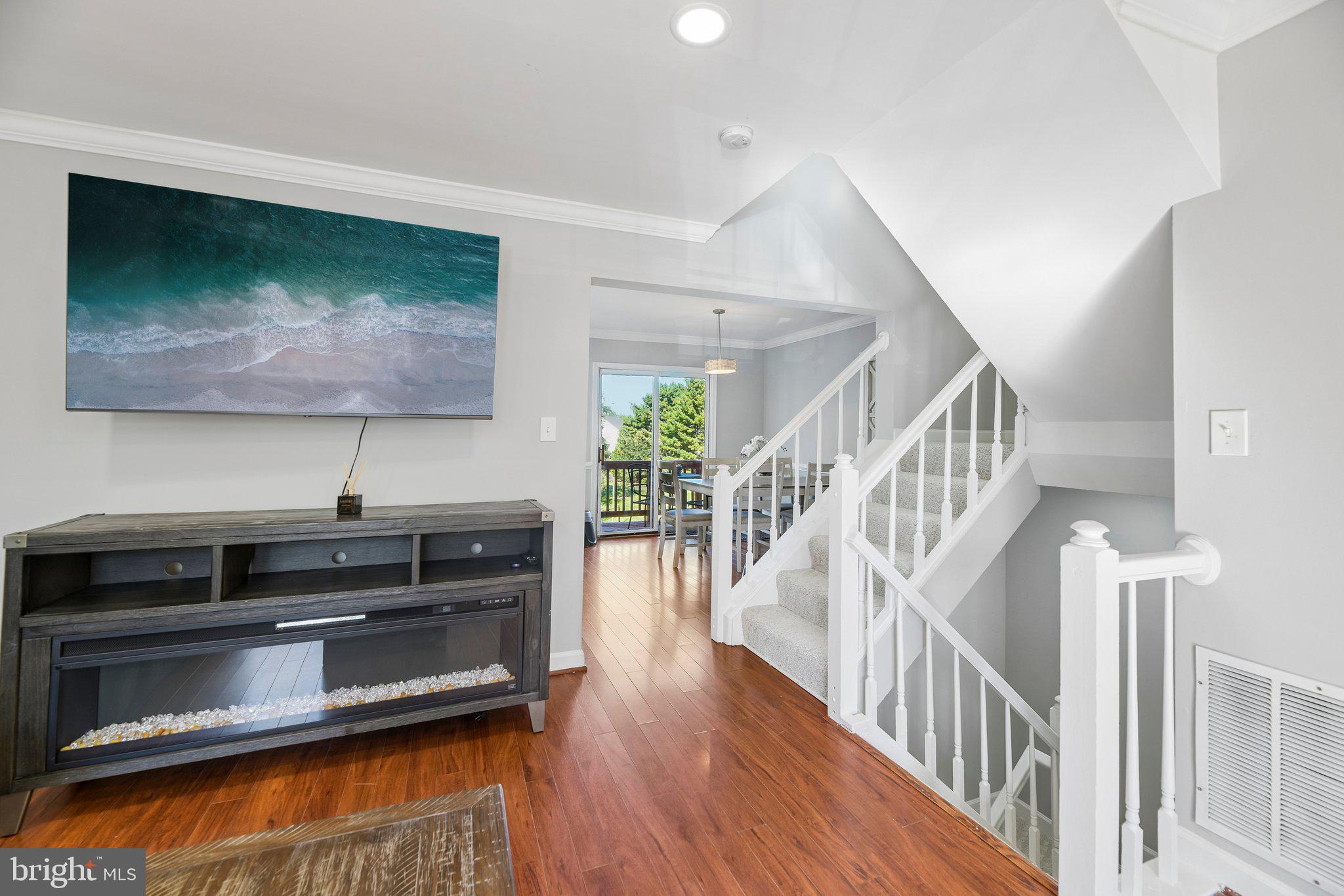 21240 HEDGEROW TERRACE