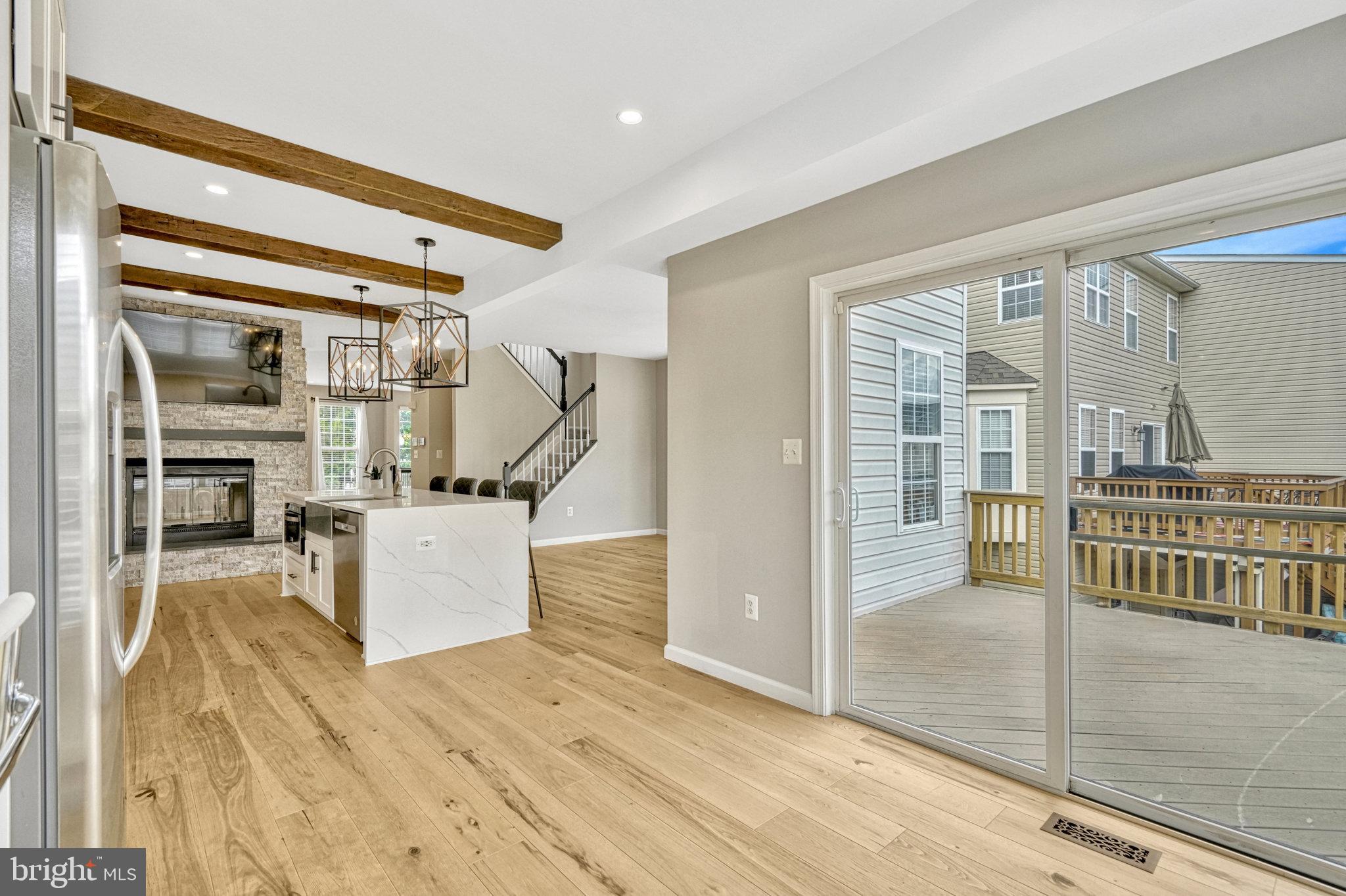 SOUTH RIDING - Residential